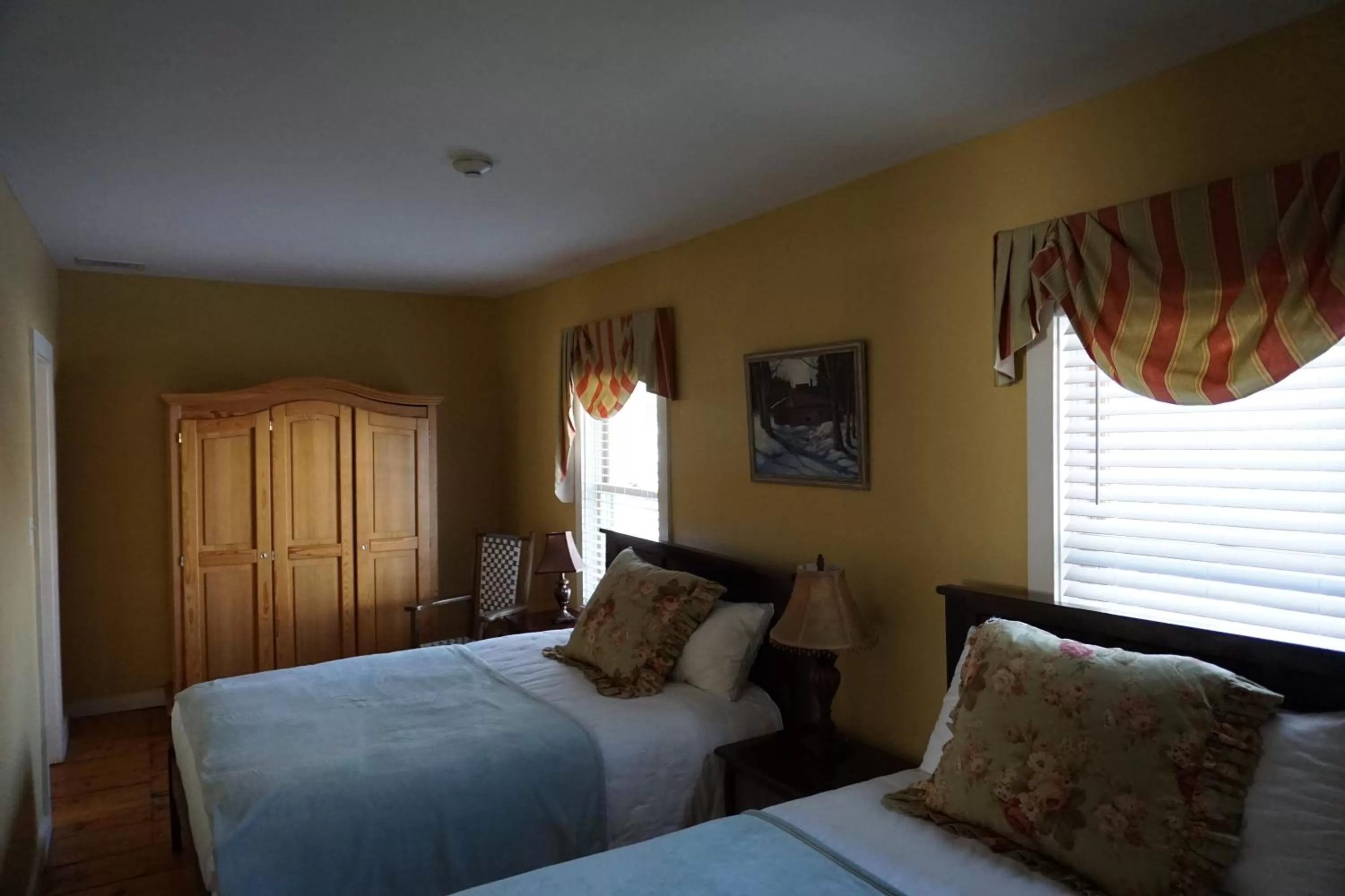 Bed in Smugglers Notch Inn