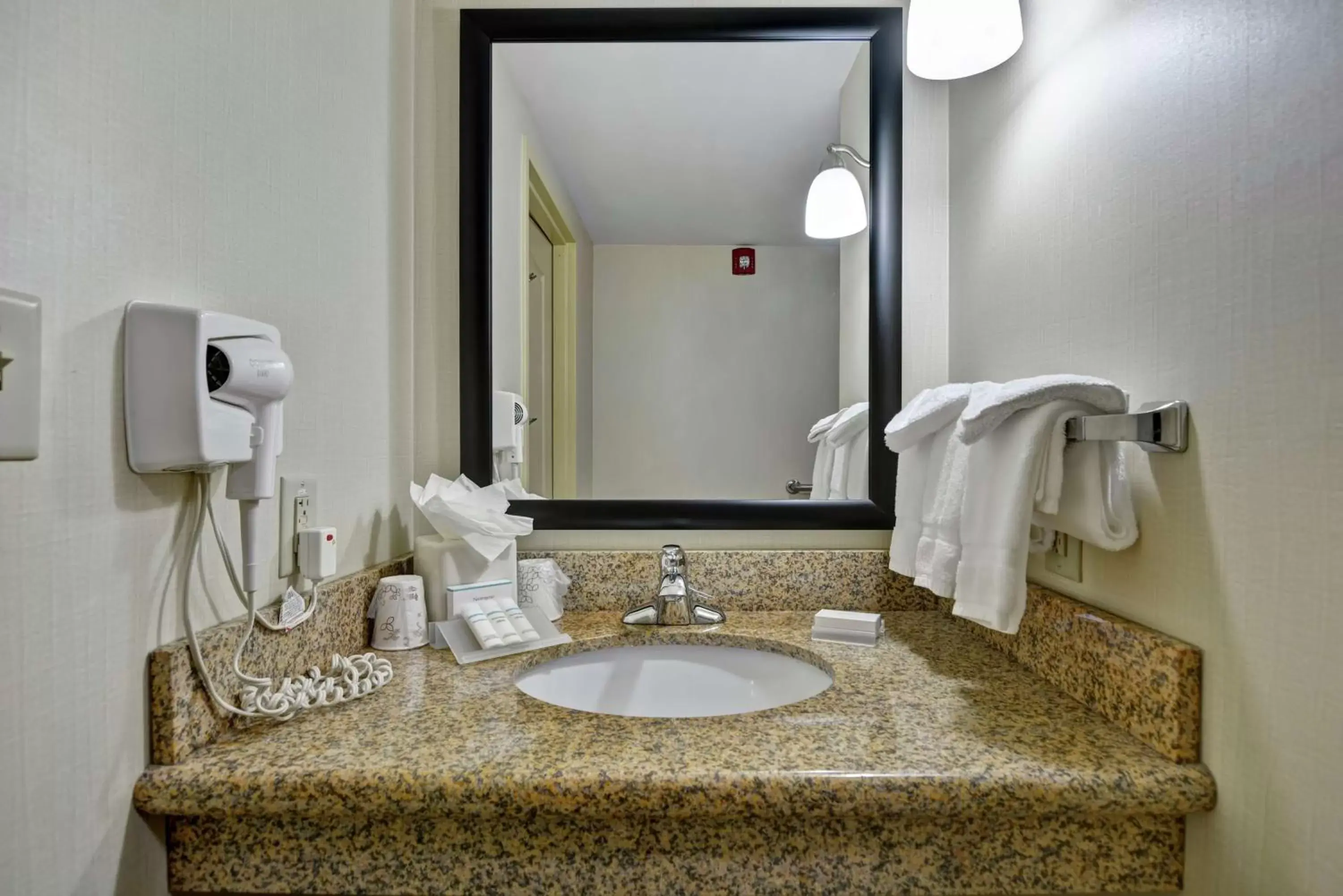 Photo of the whole room, Bathroom in Hilton Garden Inn Conway