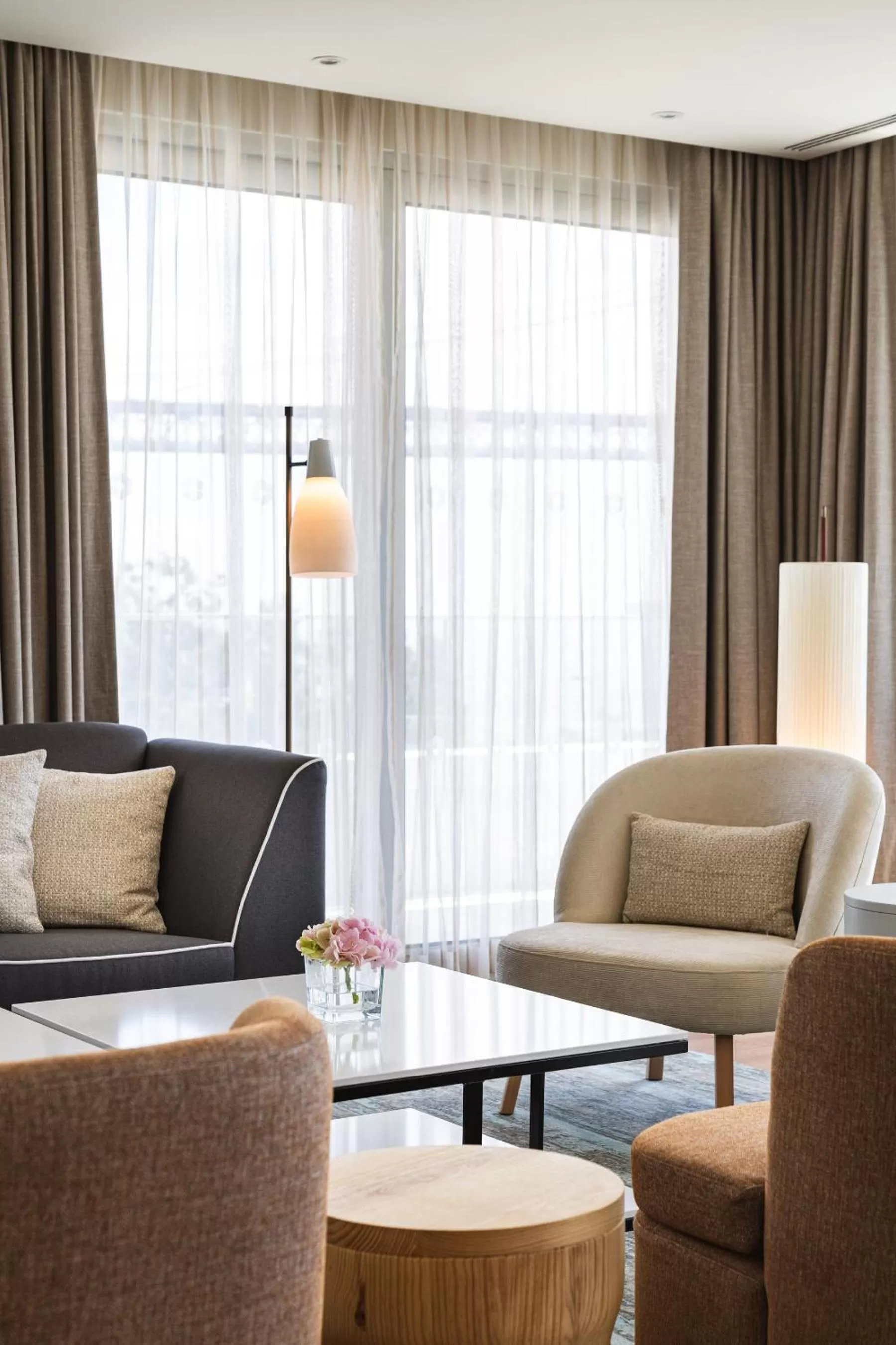 Seating area in Hyatt Regency Lisbon