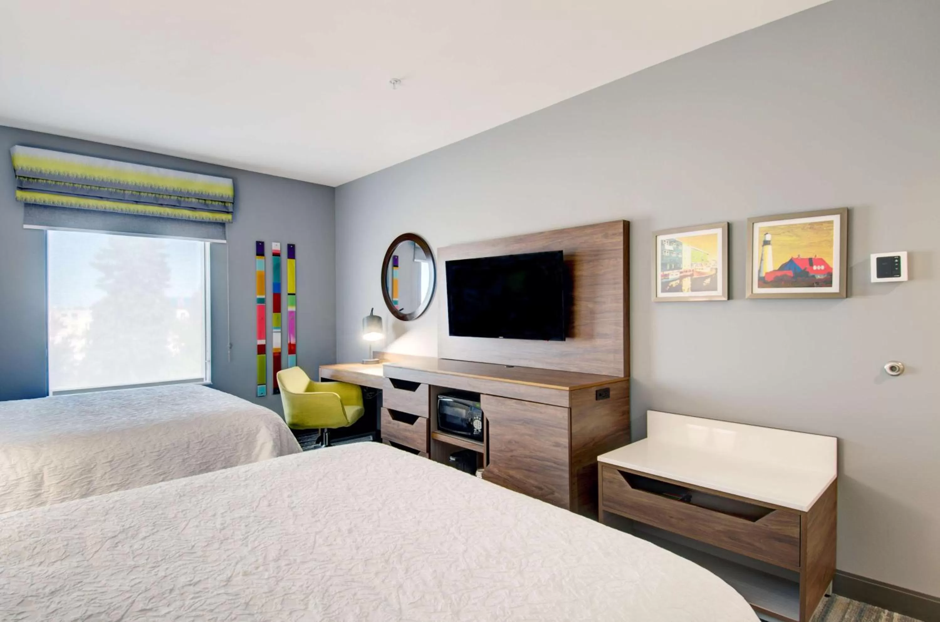 Bedroom, Bed in Hampton Inn & Suites Portland West