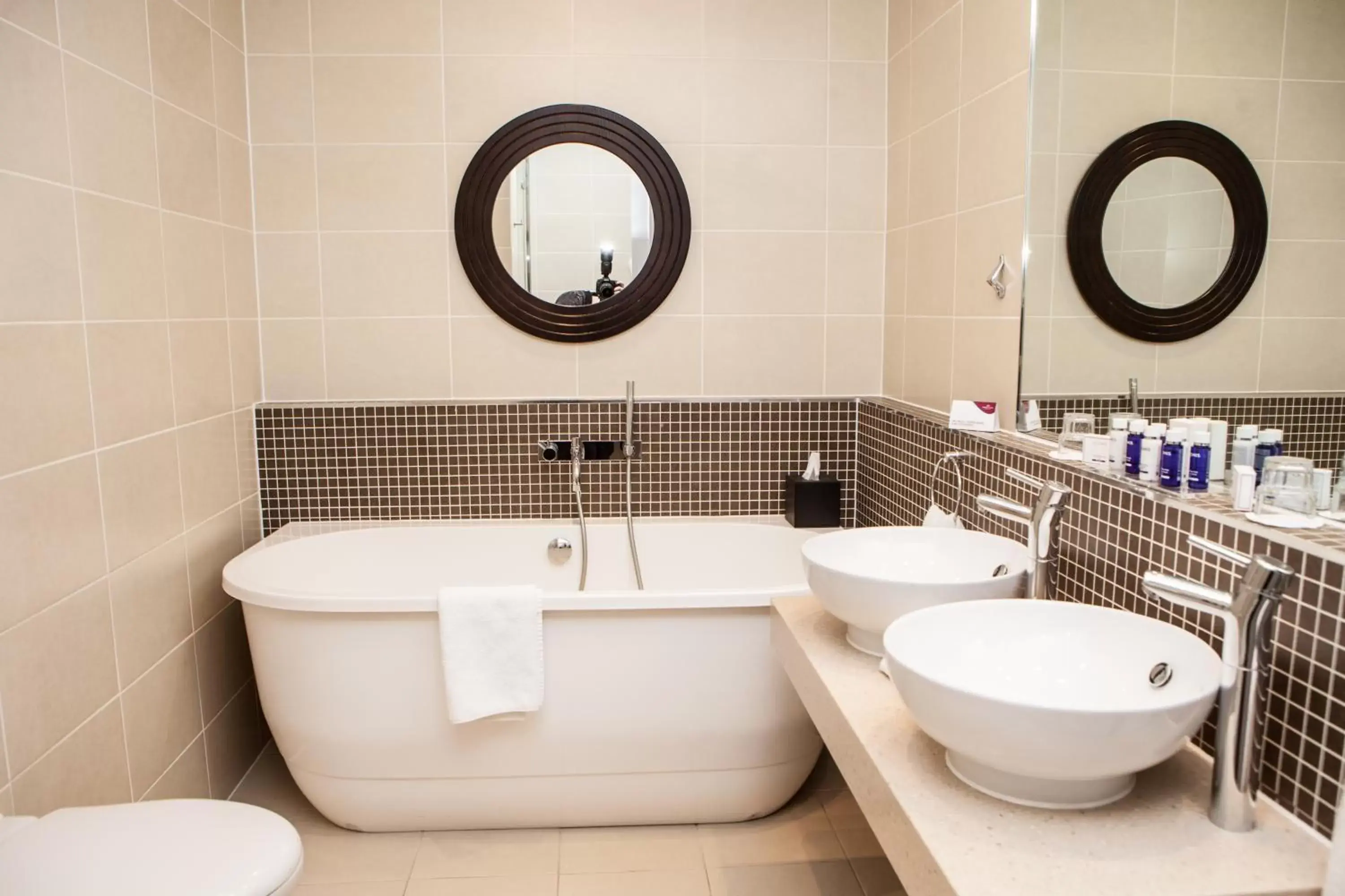 Bathroom in Crowne Plaza Felbridge - Gatwick, an IHG Hotel