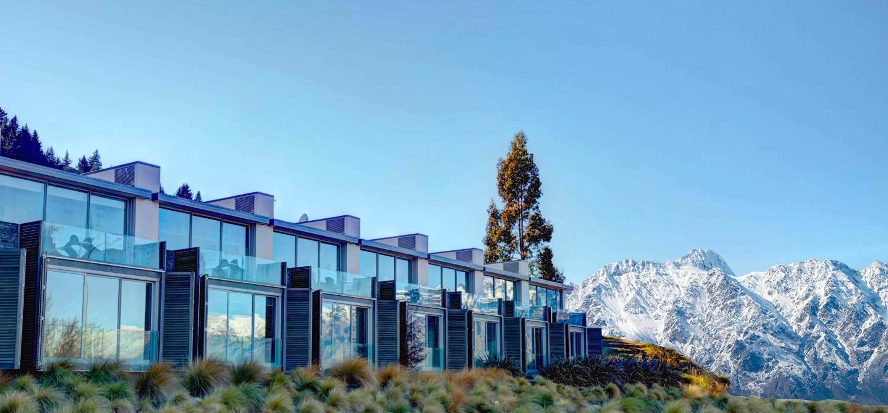 Facade/entrance in Swiss-Belsuites Pounamu Queenstown