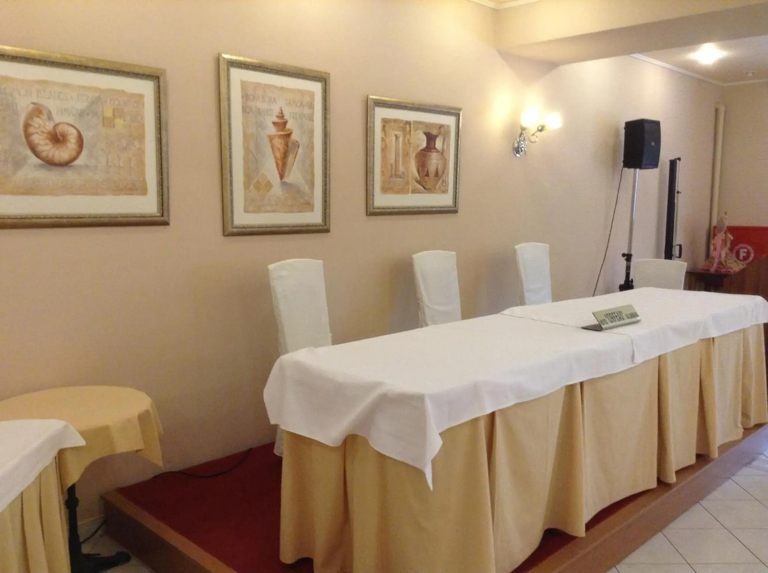 Business facilities in Hotel Orfeas