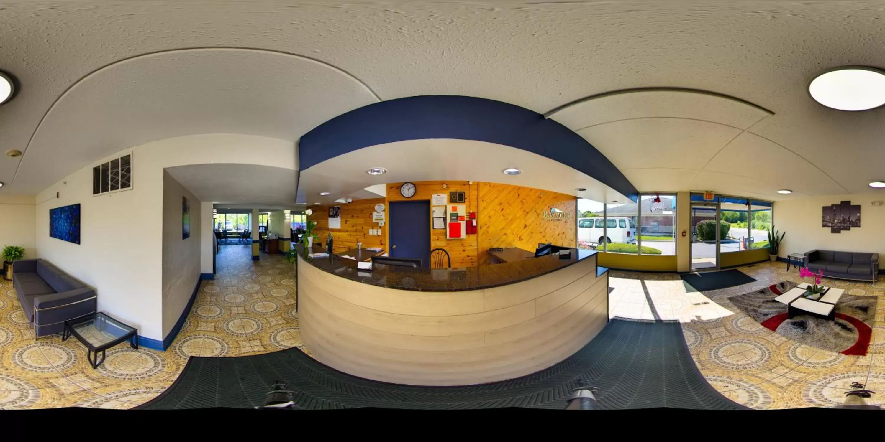 Lobby/Reception in Baymont by Wyndham - Chicago - Addison - O'Hare