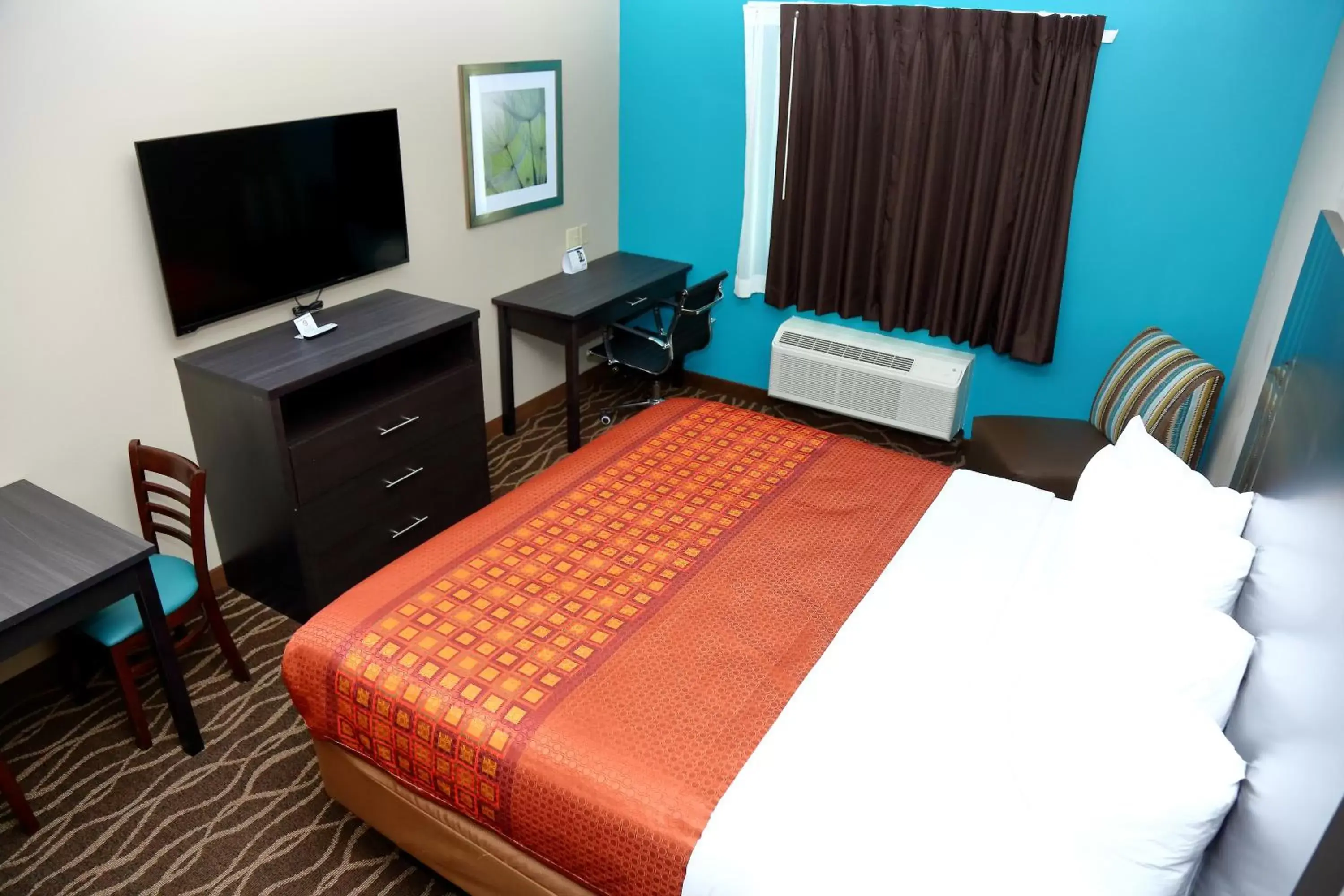 Bed in Americas Best Value Inn & Suites-Prairieville