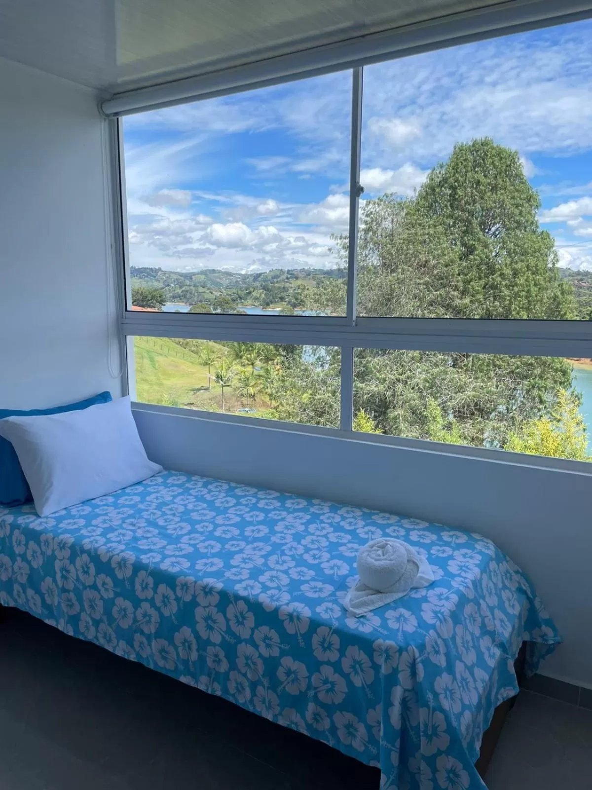 Bed in Paradise Lake Finca Hotel