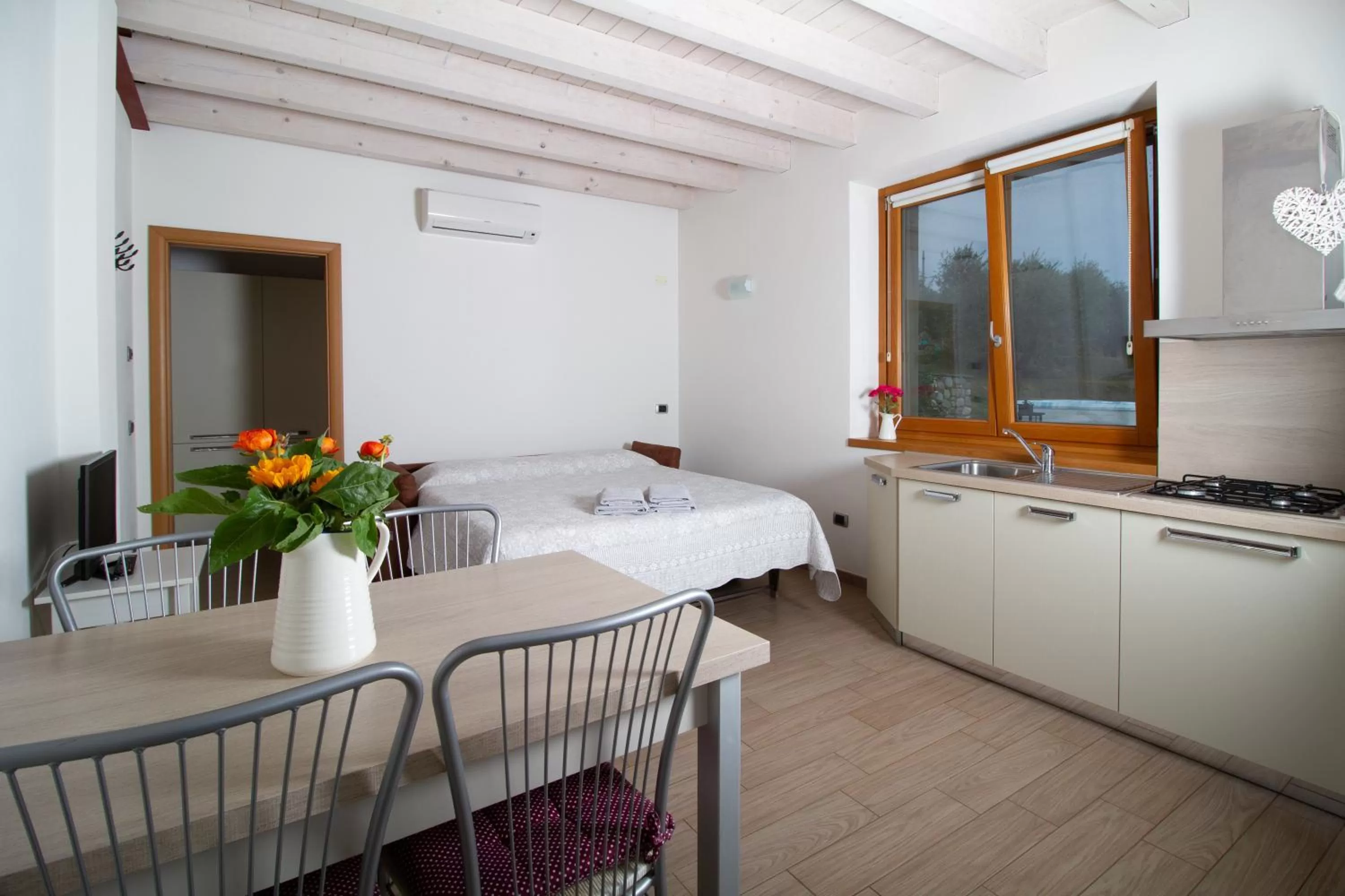 Kitchen/Kitchenette in B&B Sovenigo