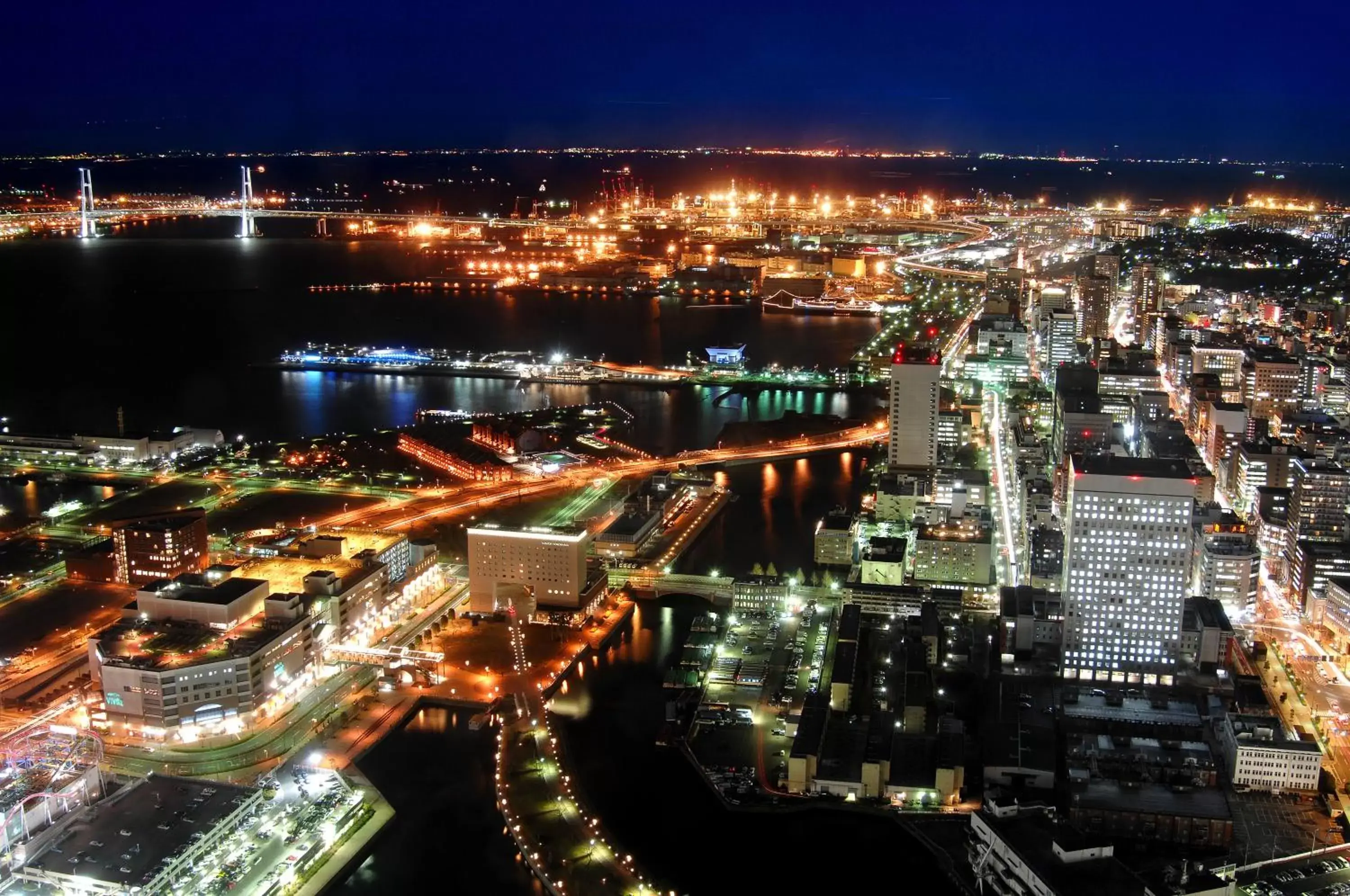 Sea view, Bird's-eye View in Yokohama Royal Park Hotel