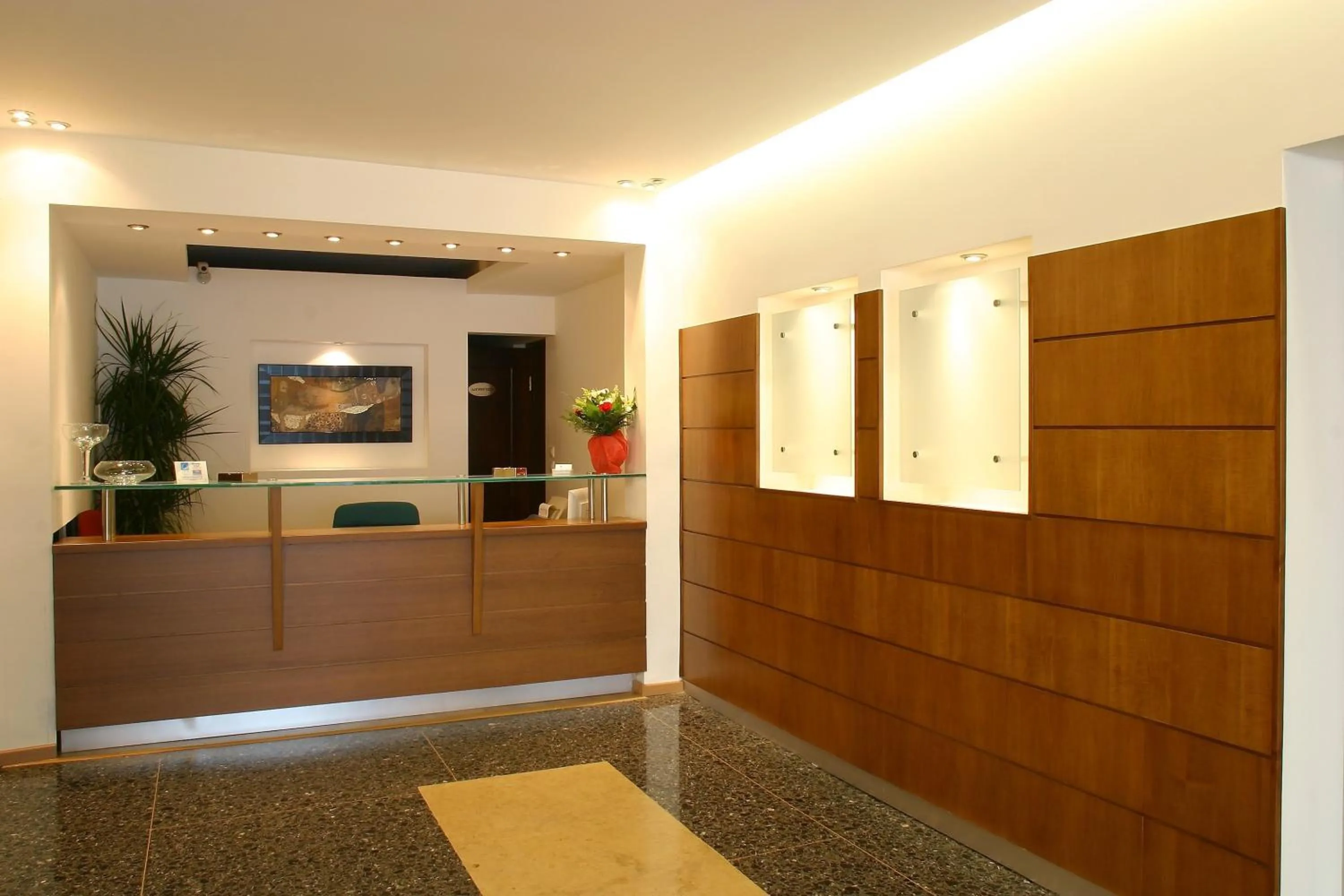 Lobby or reception in Blue Sea Hotel Alimos