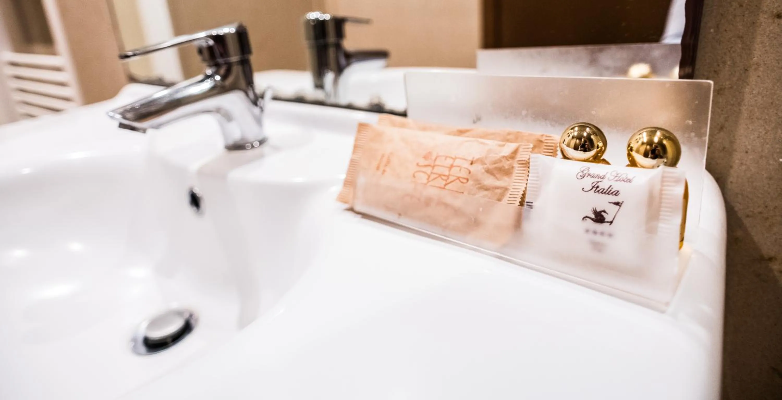 Decorative detail in Grand Hotel Italia