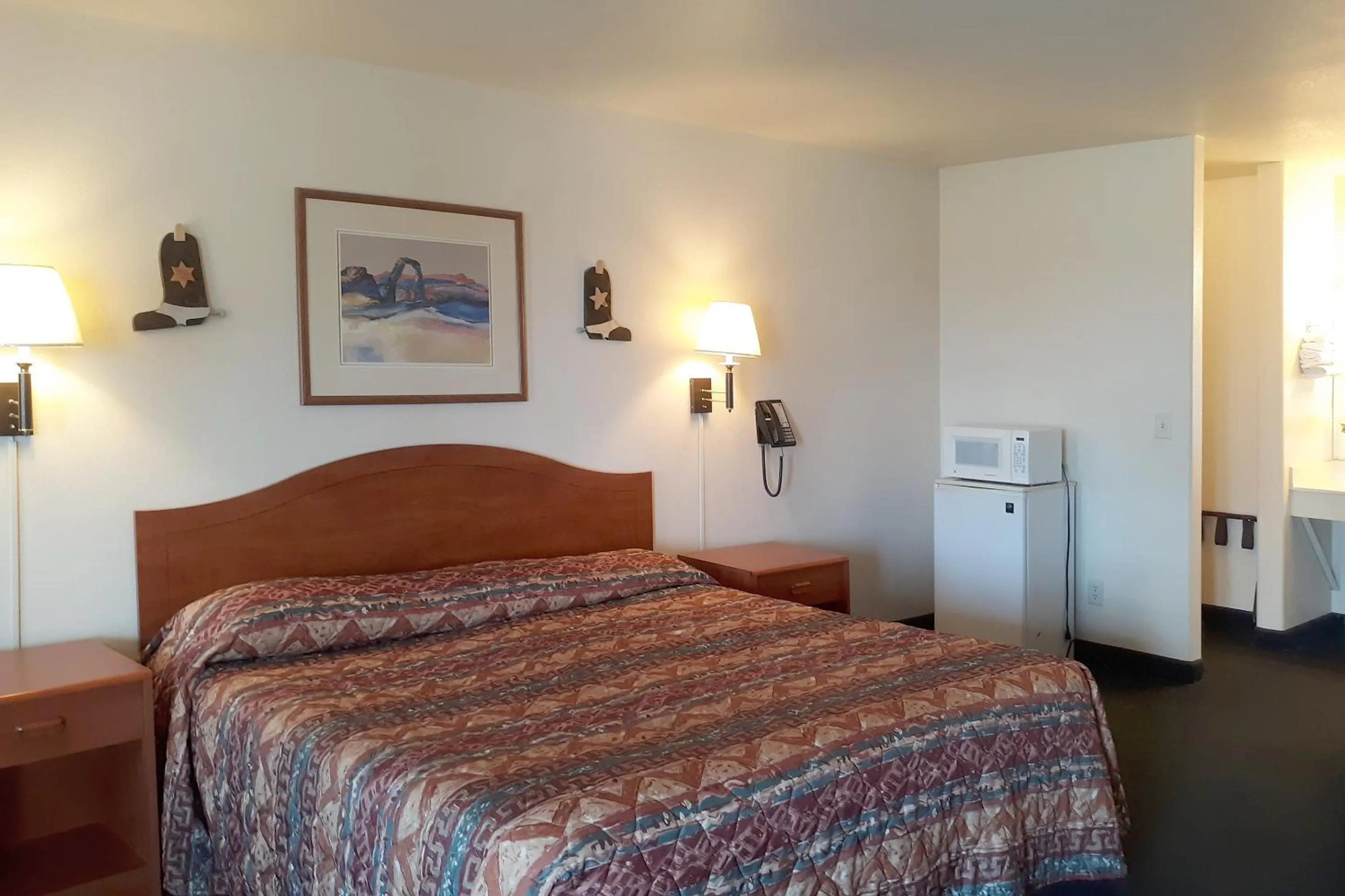 Bedroom, Bed in OYO Hotel Tombstone