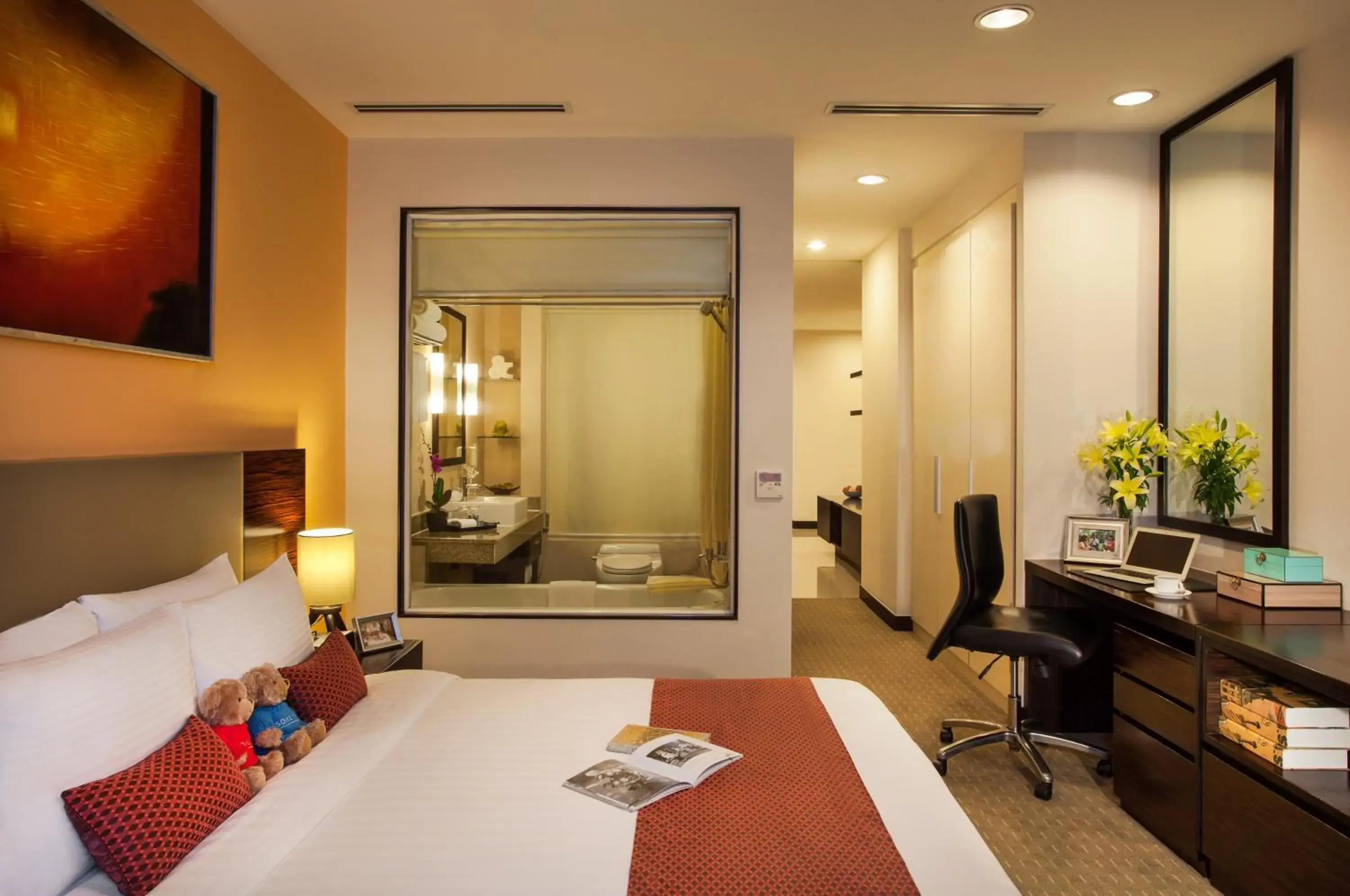 Bedroom, TV/Entertainment Center in Somerset Hoa Binh Serviced Residences