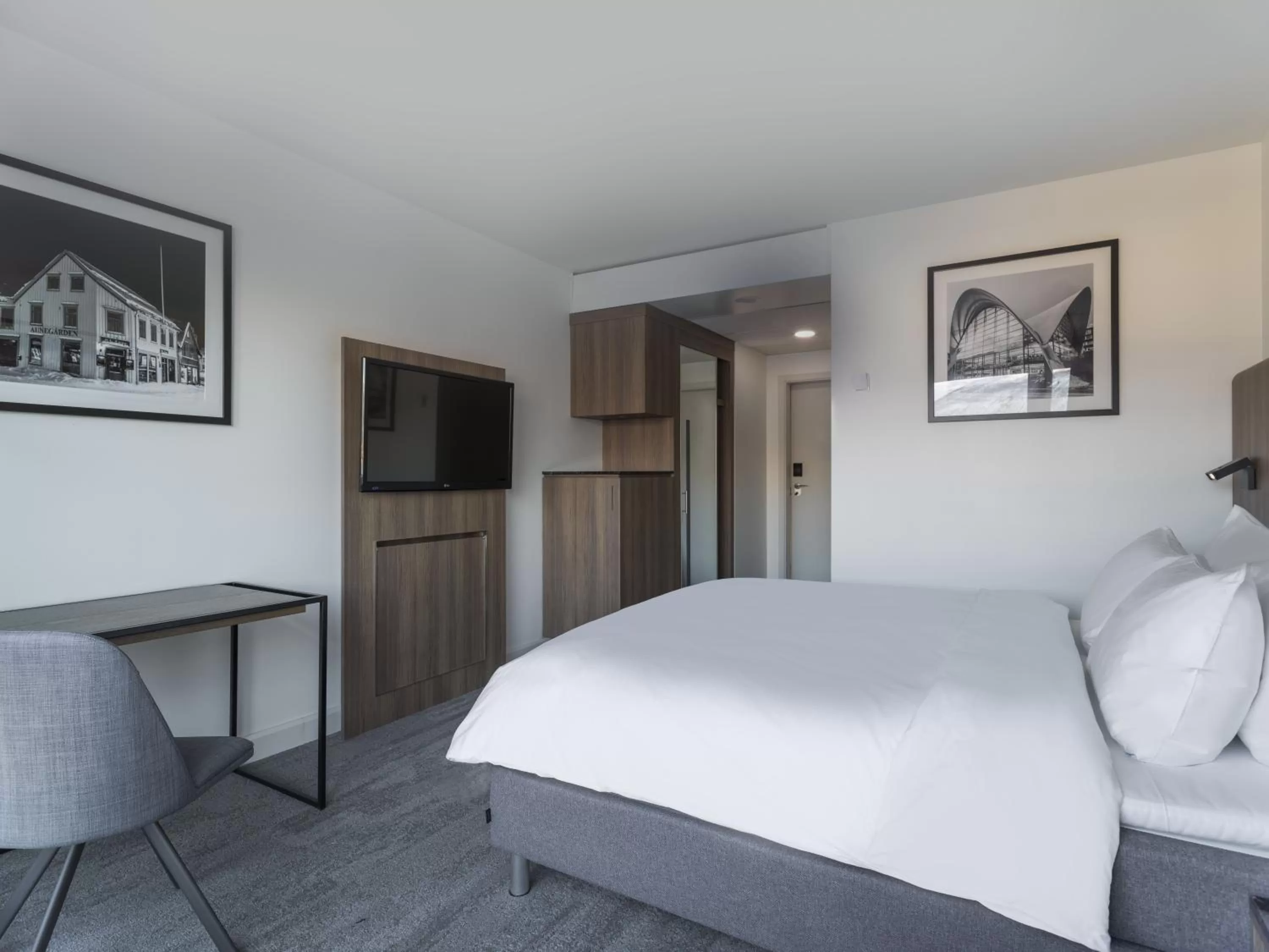 Photo of the whole room, Bed in Radisson Blu Hotel Tromsø