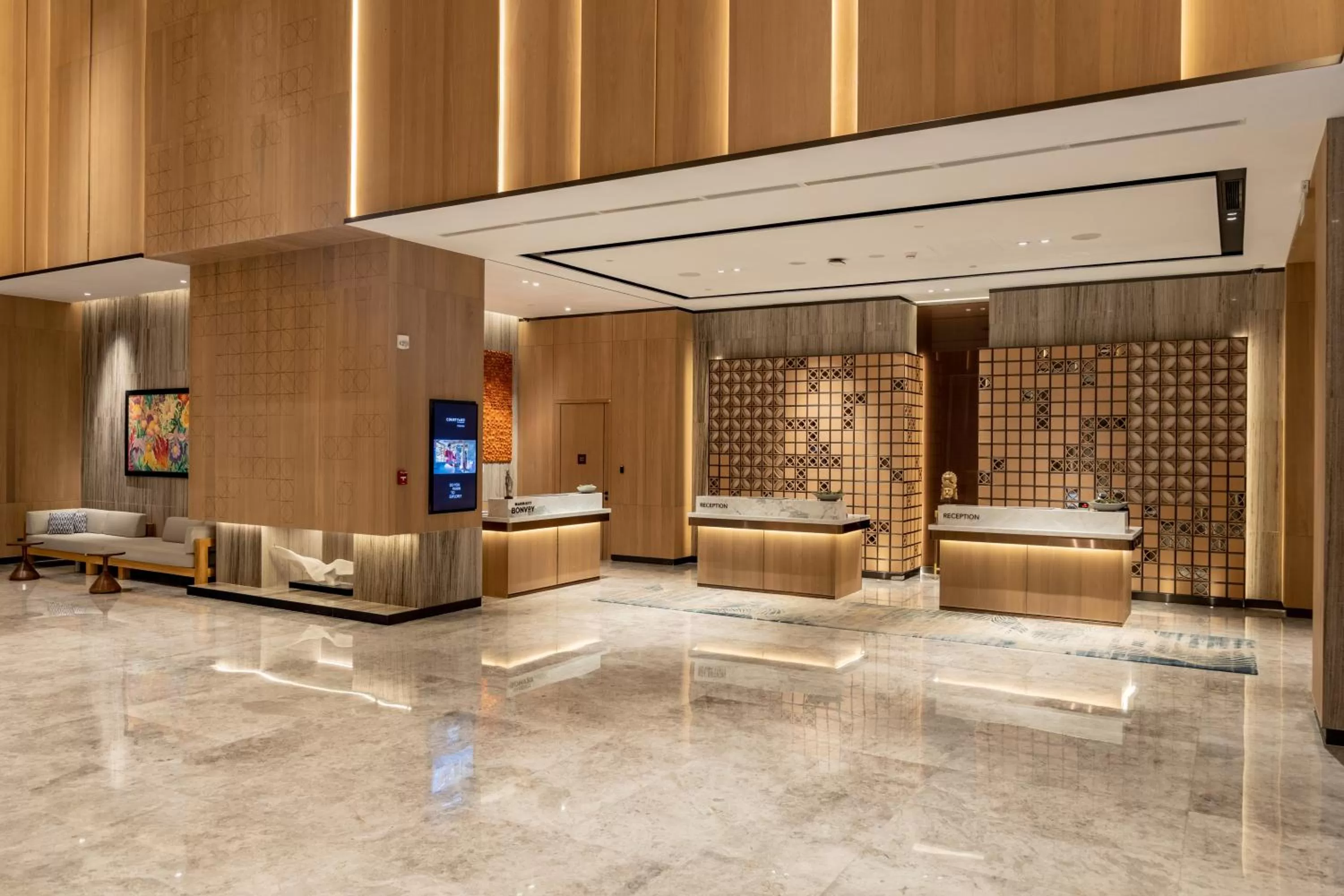 Lobby or reception in Courtyard by Marriott Colombo