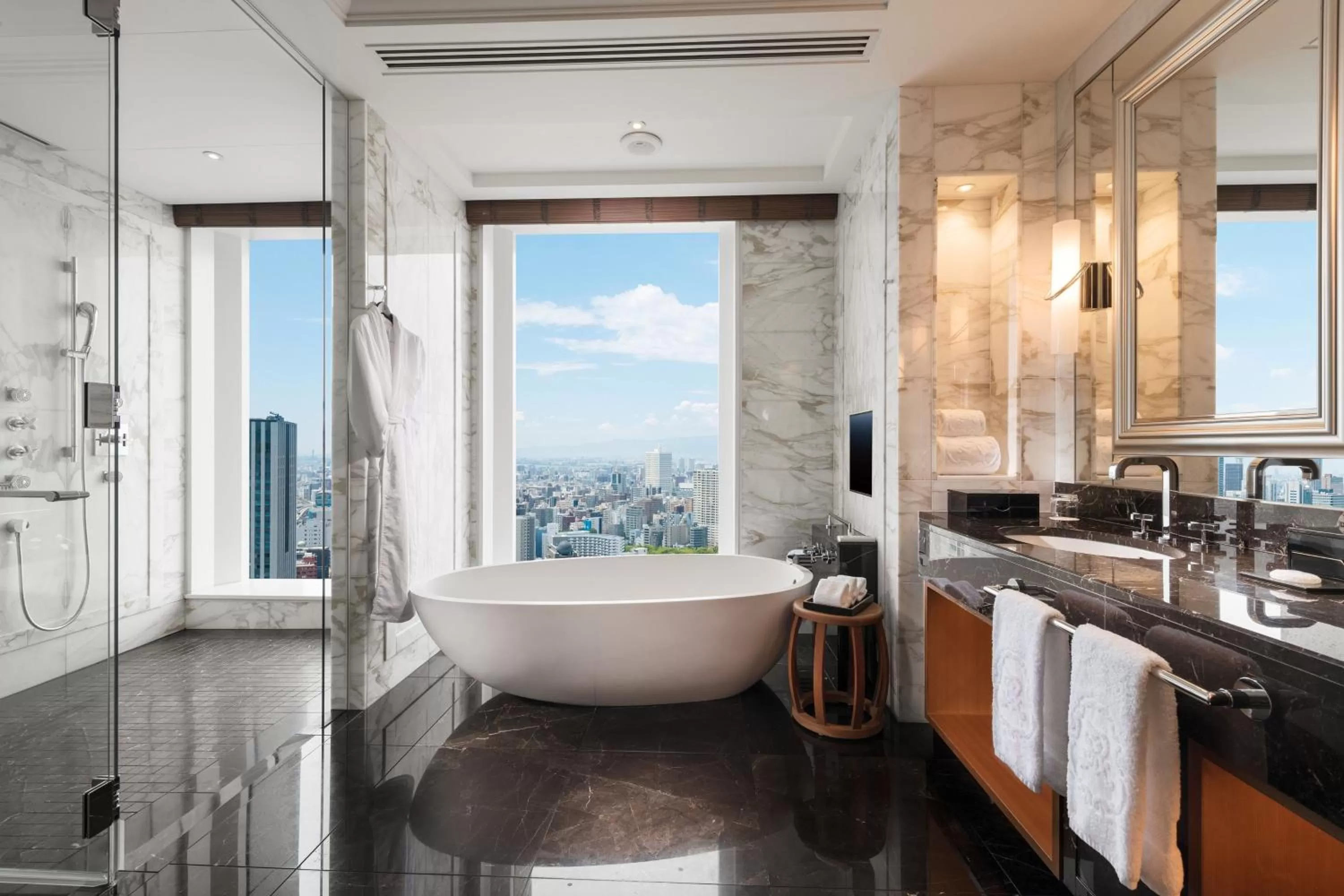 Bathroom in The St. Regis Osaka