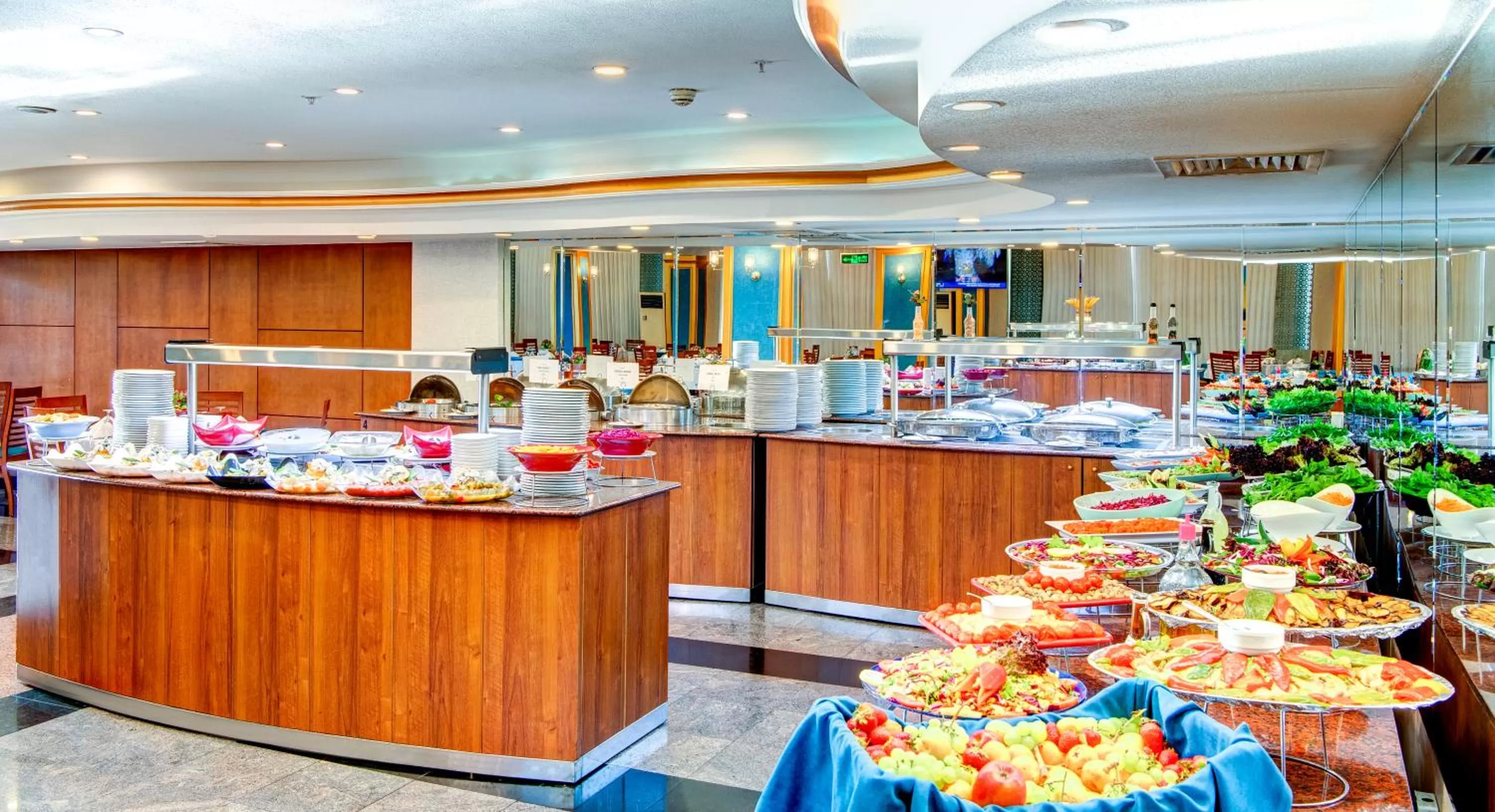 Restaurant/places to eat in Bera Konya Hotel
