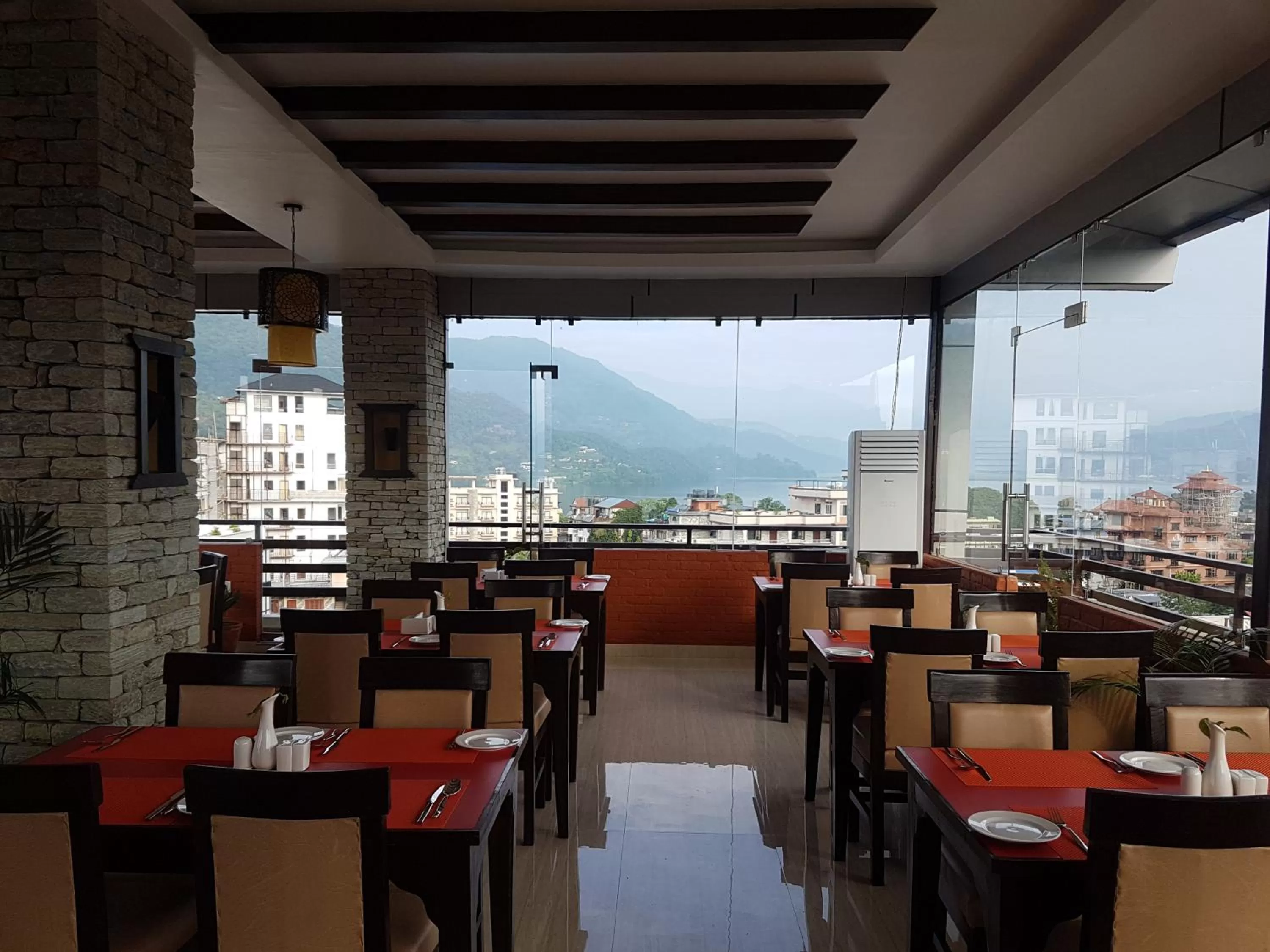 Restaurant/places to eat in Bodhi Suites Boutique Hotel and Spa