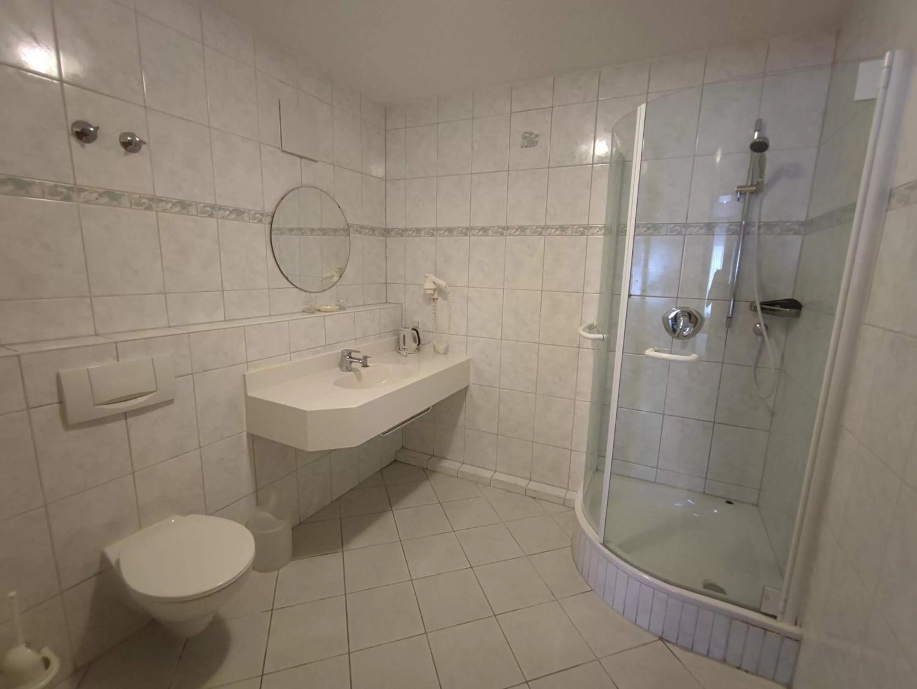 Bathroom in HOTEL Schiff