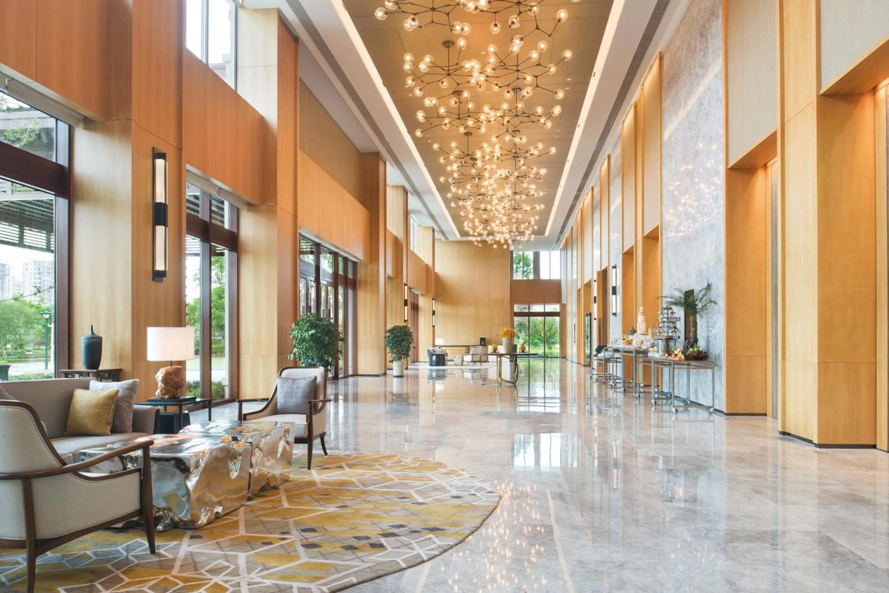 Meeting/conference room in Crowne Plaza - Kunming Ancient Dian Town by IHG