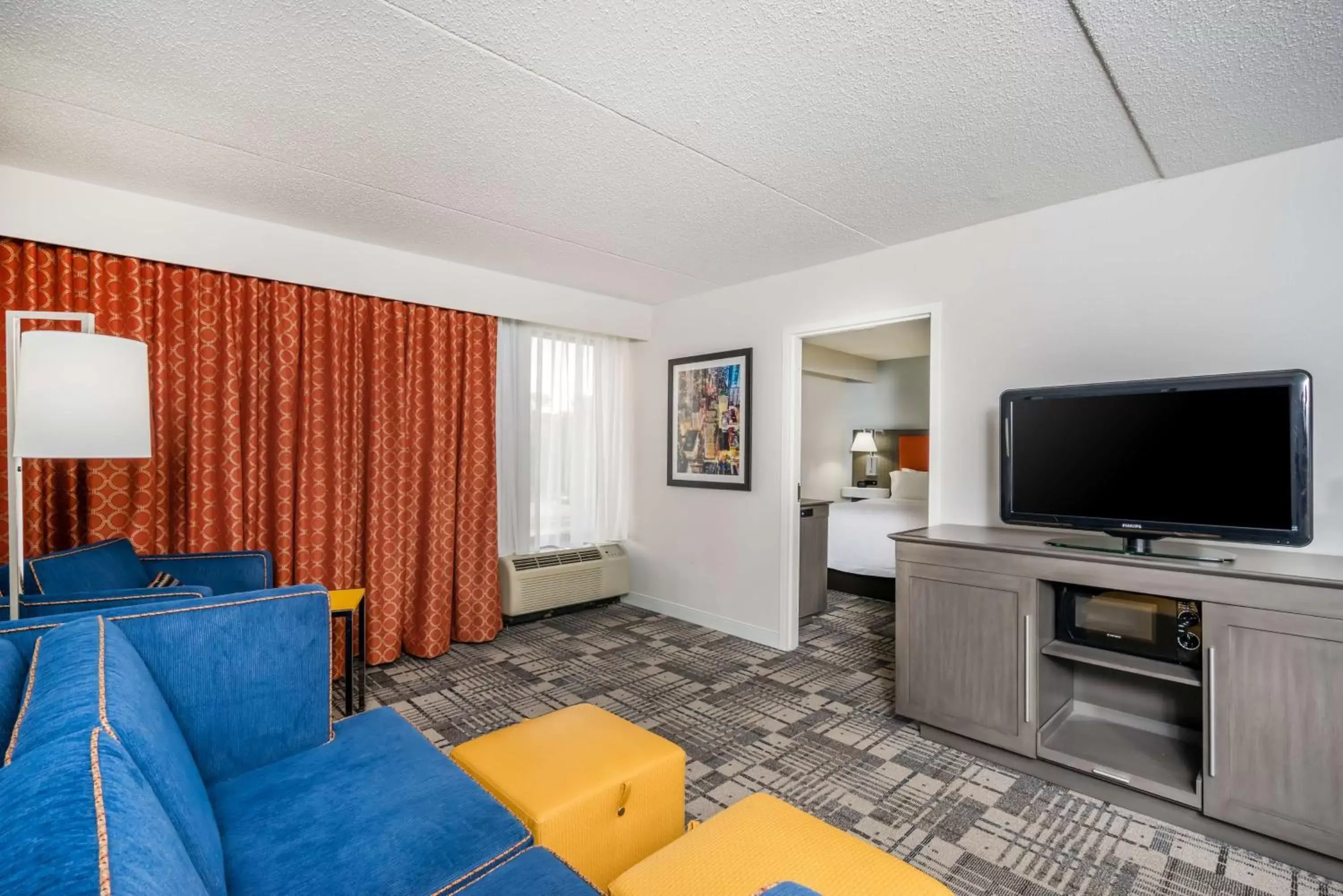 Bedroom in Hampton Inn Plymouth Meeting Bedroom in Hampton Inn Plymouth Meeting