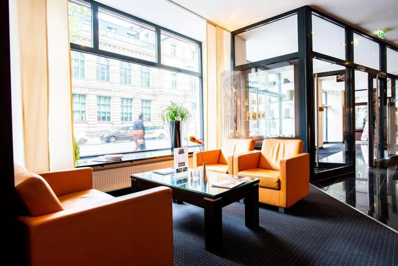 Lobby or reception, Seating Area in Flemings Hotel München-City