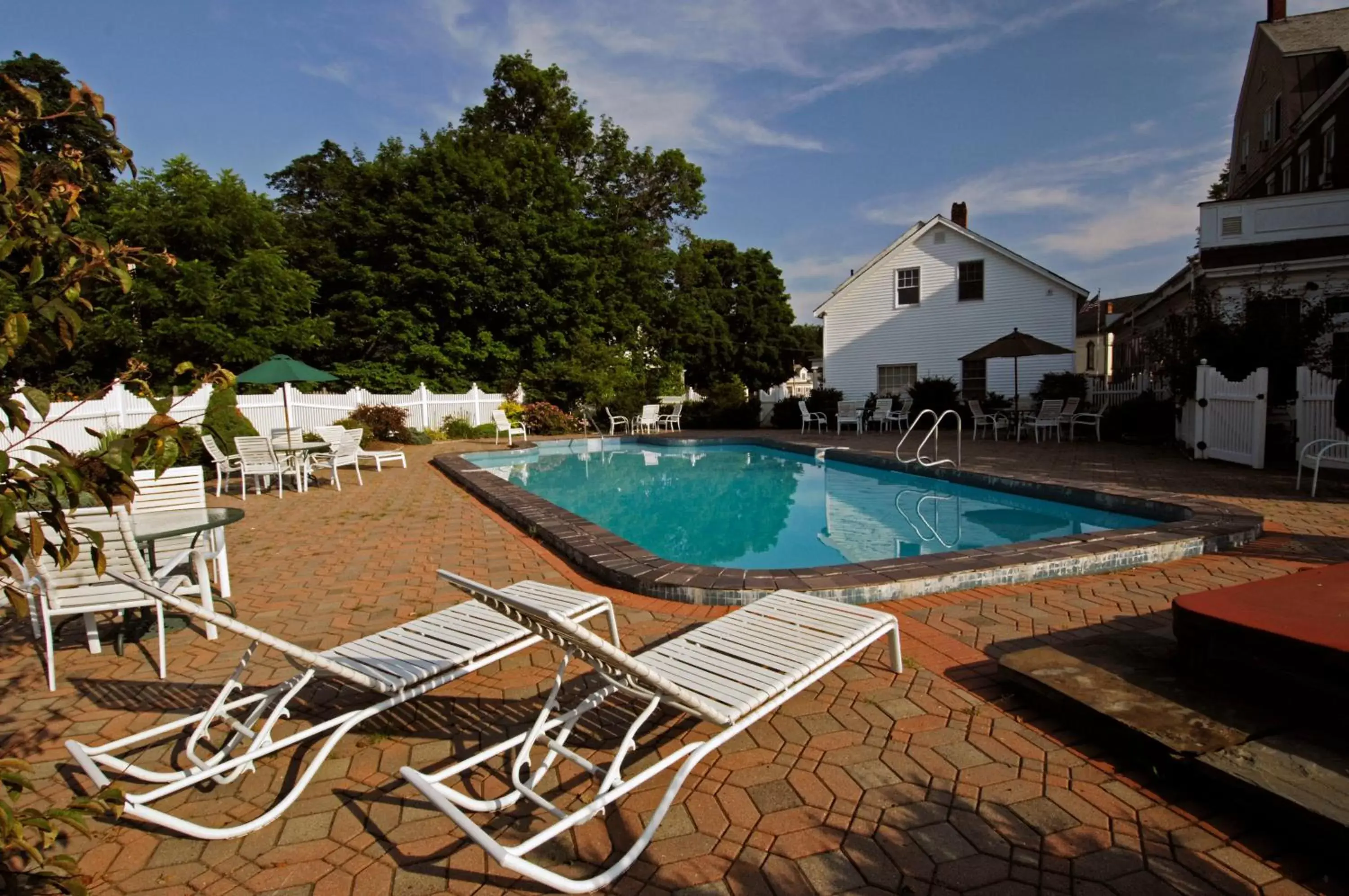 Decorative detail, Swimming Pool in The Brandon Inn