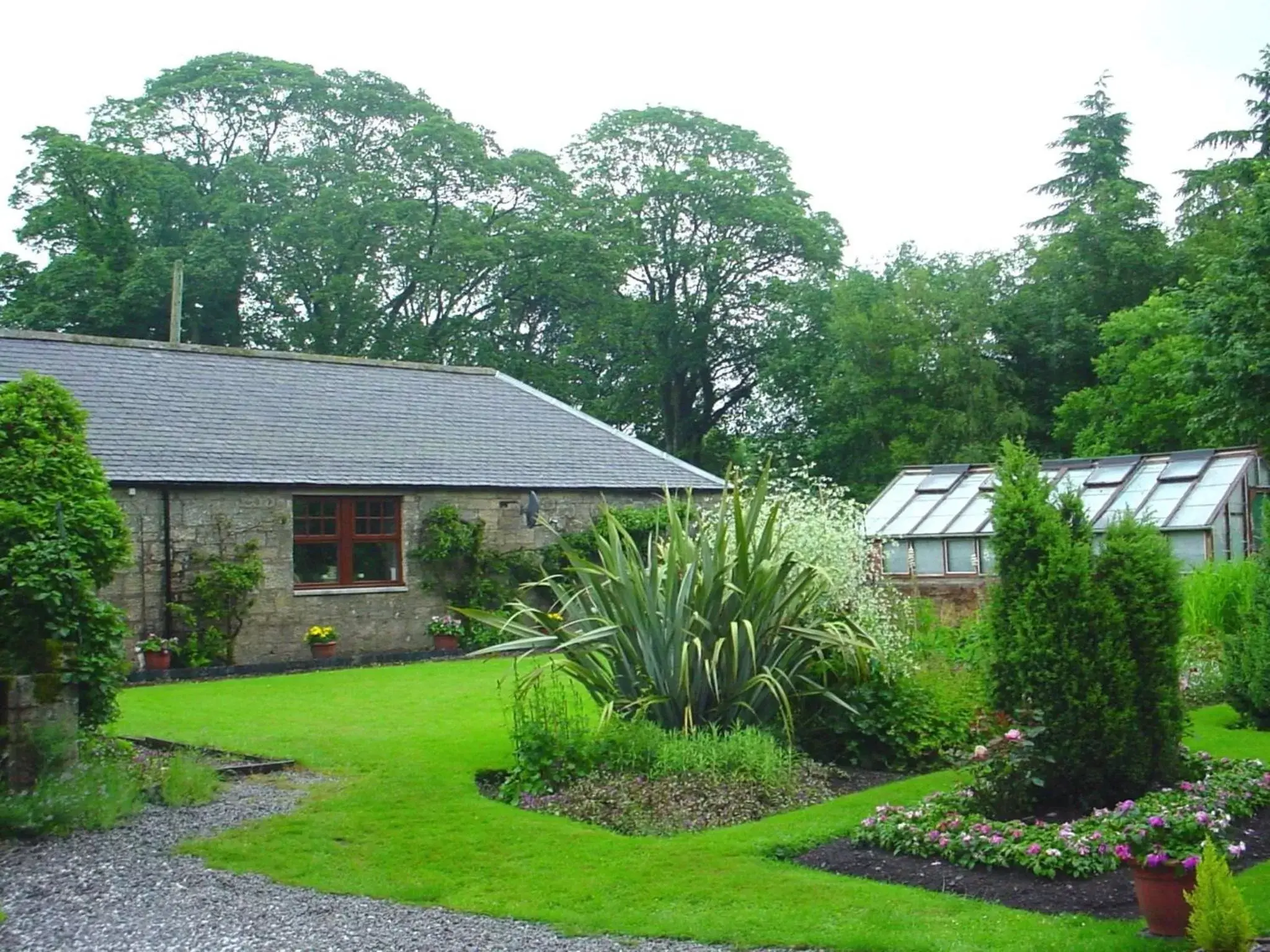 Garden, Property Building in Blackaddie House Hotel