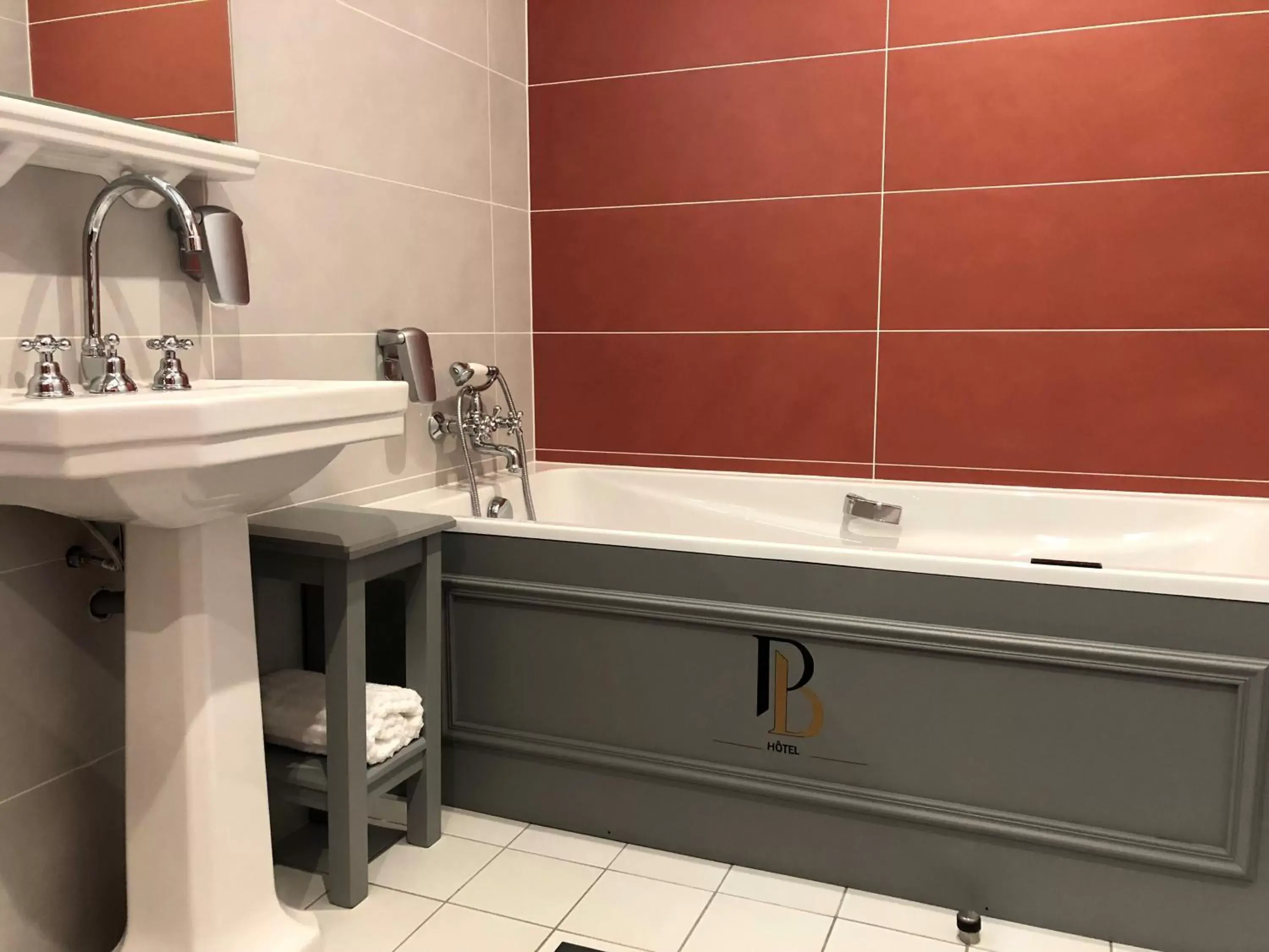 Bathroom in Le Prieuré de Boulogne
