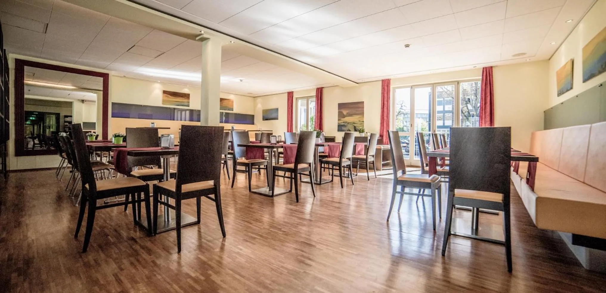 Restaurant/places to eat in Hotel Central Regensburg CityCentre, Sure Hotel Collection by Best Western