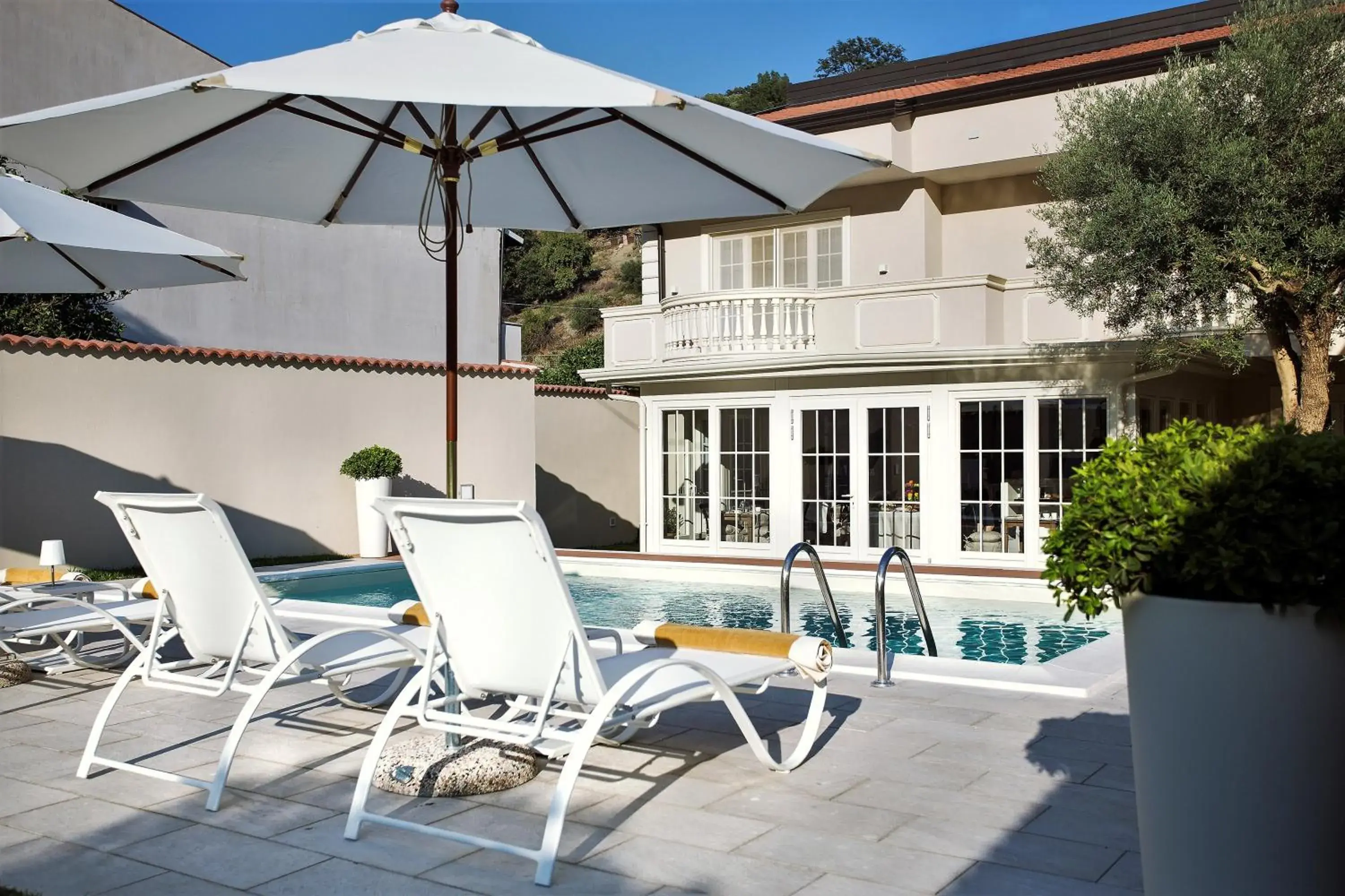 Swimming pool, Property Building in Lemon House