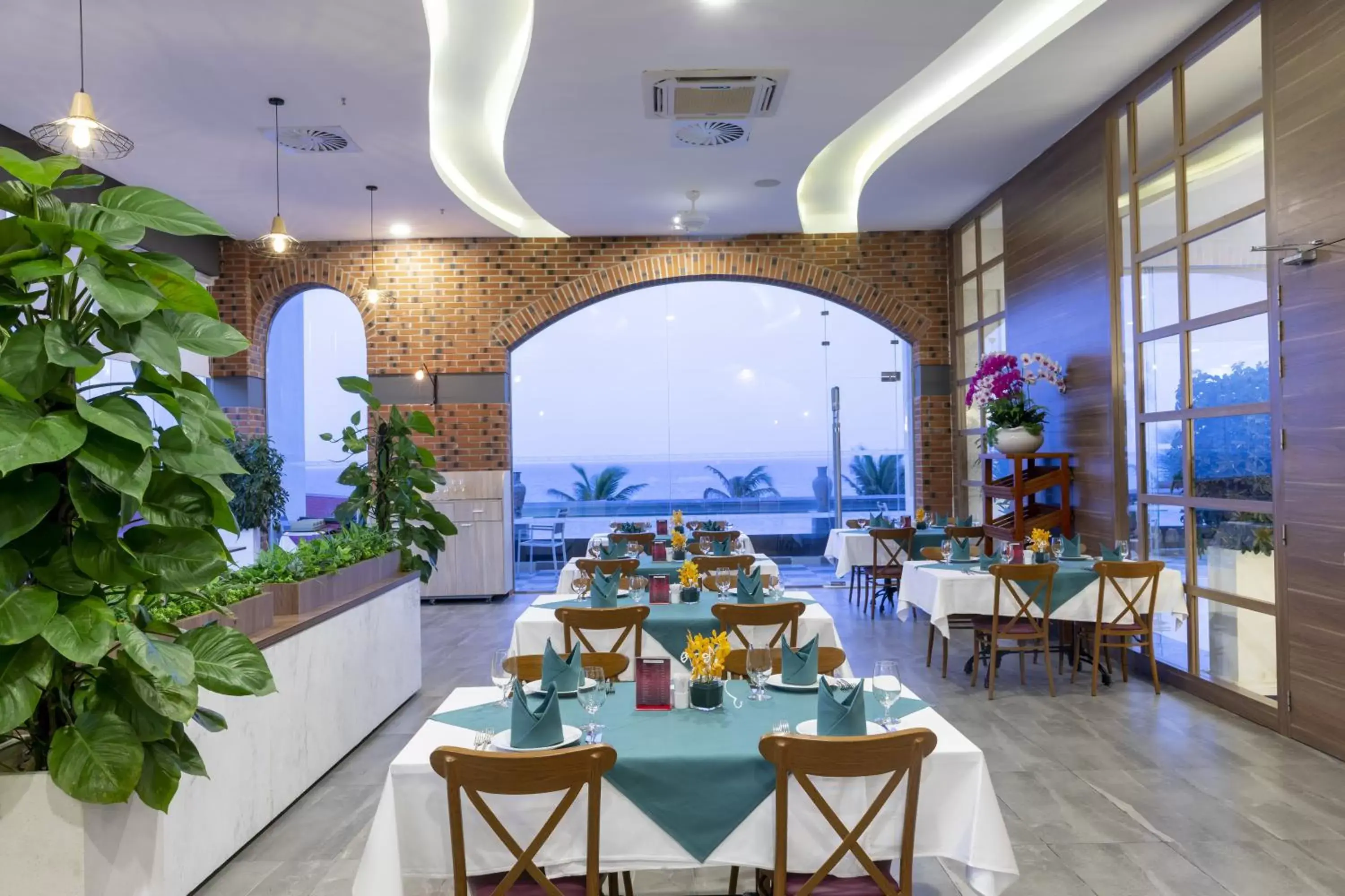 Restaurant/Places to Eat in Swandor Cam Ranh Resort-Ultra All Inclusive