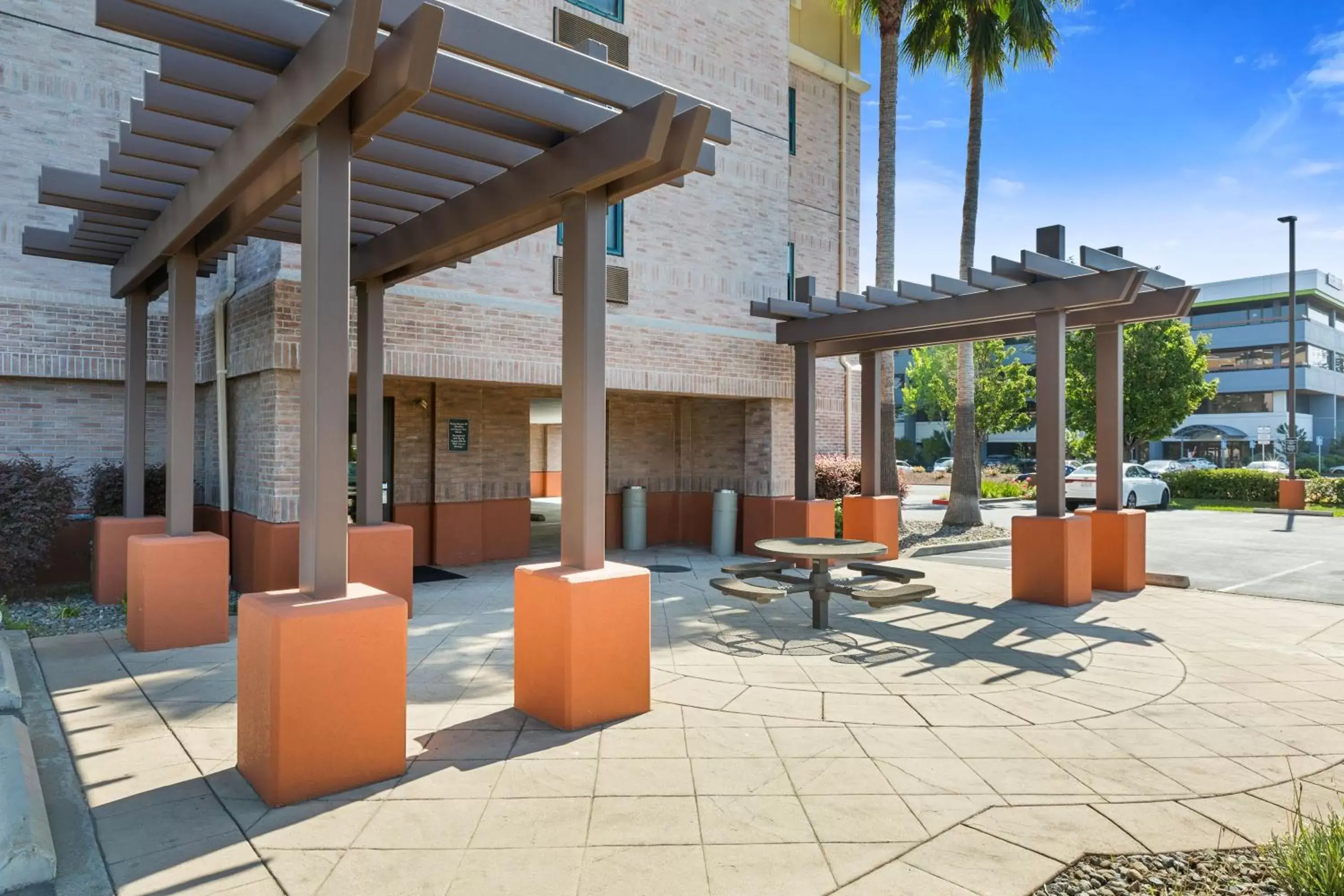 Patio in Extended Stay America Premier Suites - San Francisco - Belmont