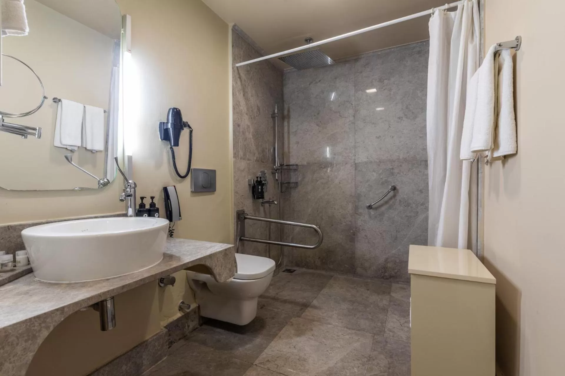 Toilet in Ramada By Wyndham Istanbul Pera Taksim