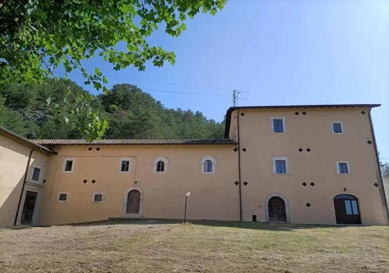 Property Building in Casa Fra Ambrogio