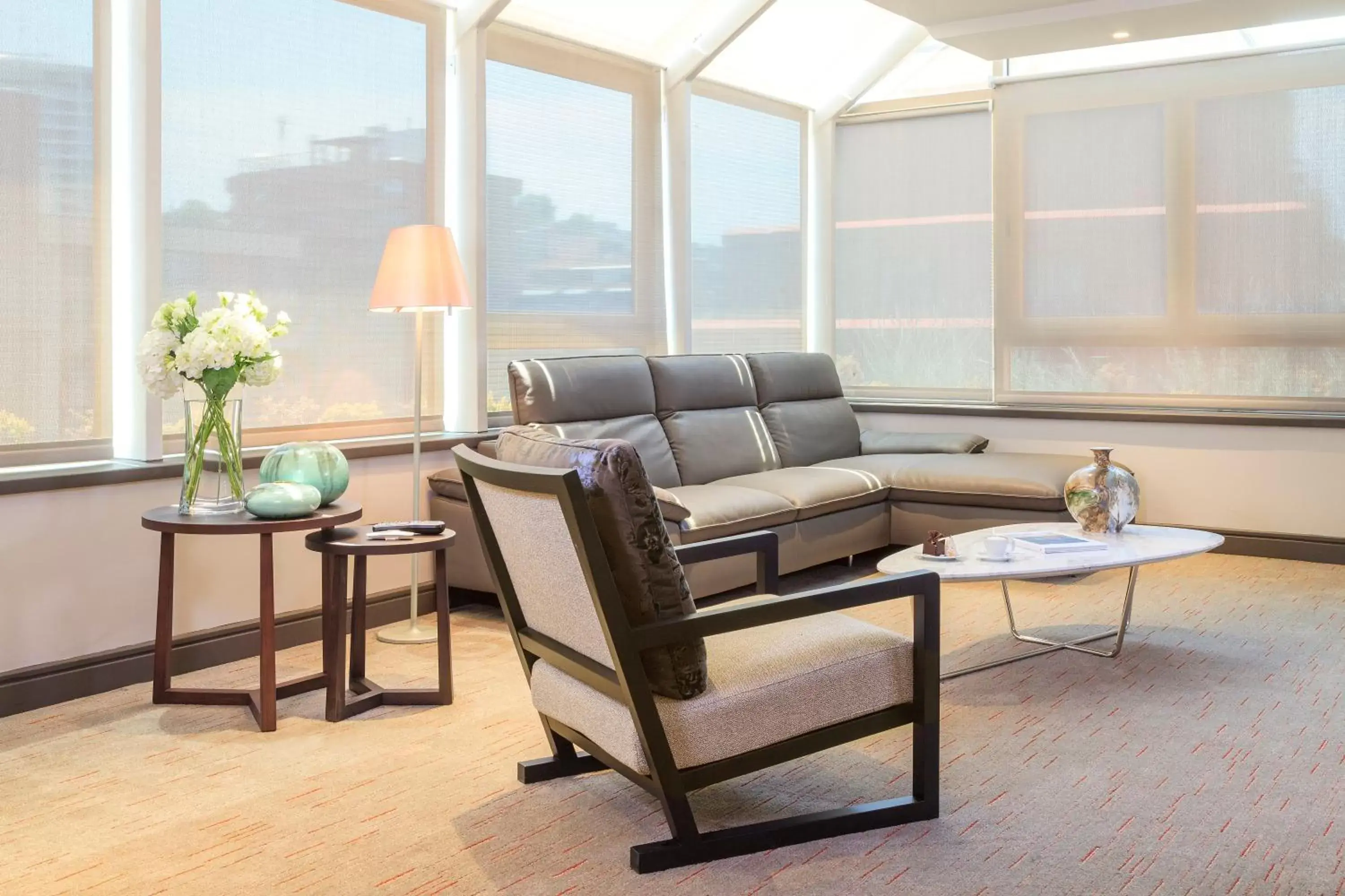 Photo of the whole room, Seating Area in InterContinental Santiago, an IHG Hotel