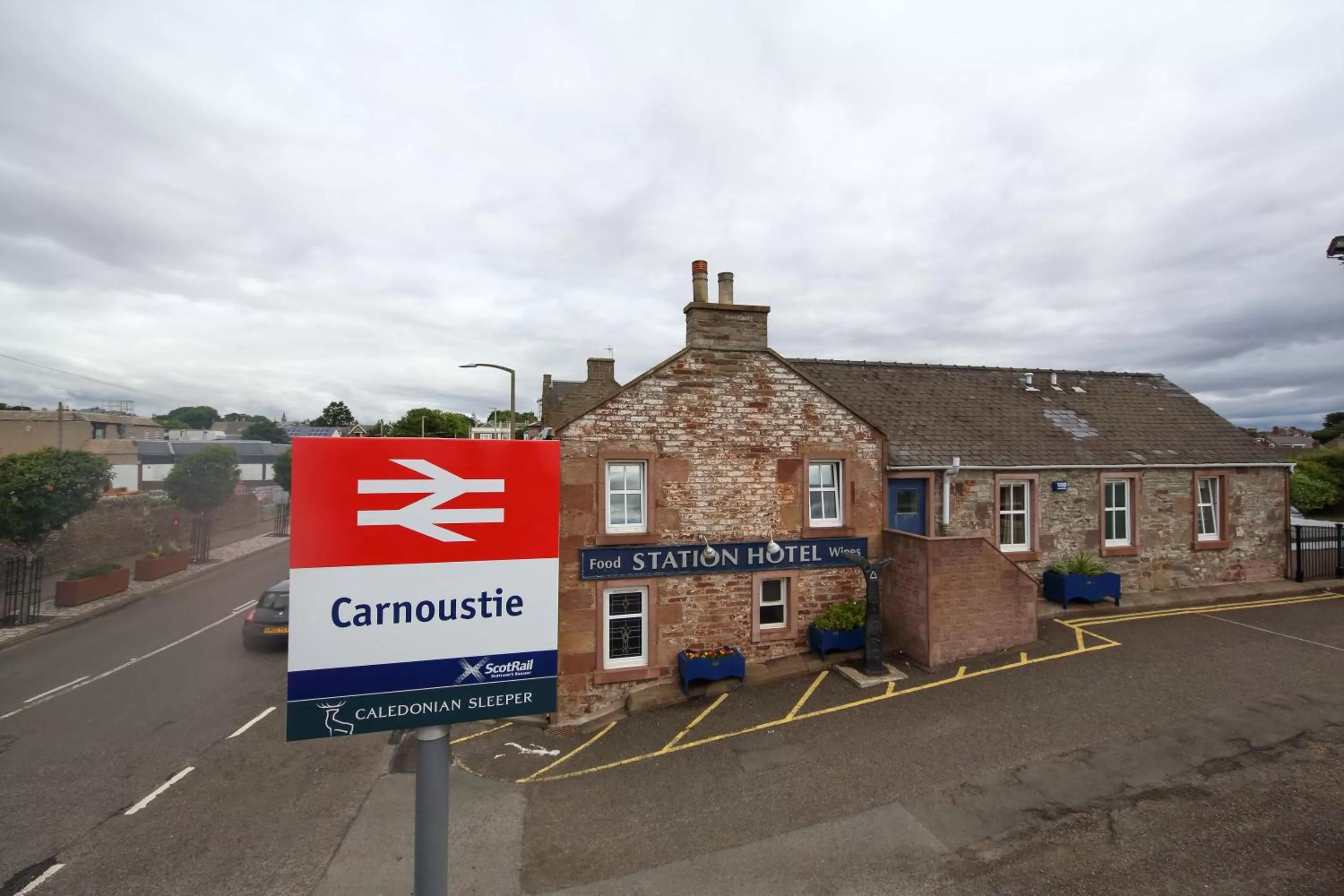 Facade/entrance in The Station Hotel