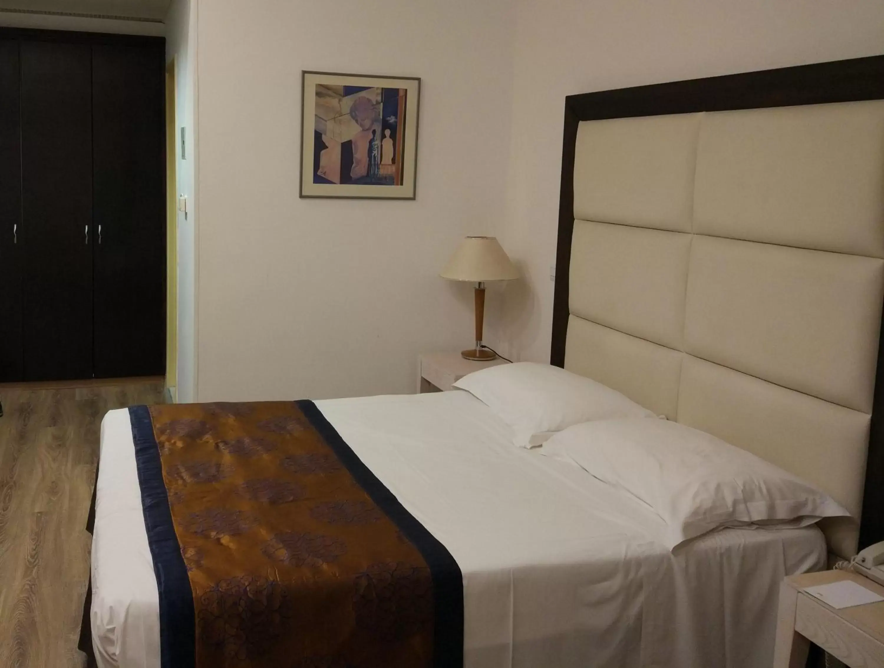 Bed in Castelli Hotel Nicosia