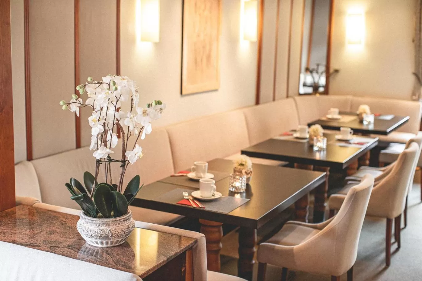 Restaurant/places to eat in PLAZA INN Recklinghausen