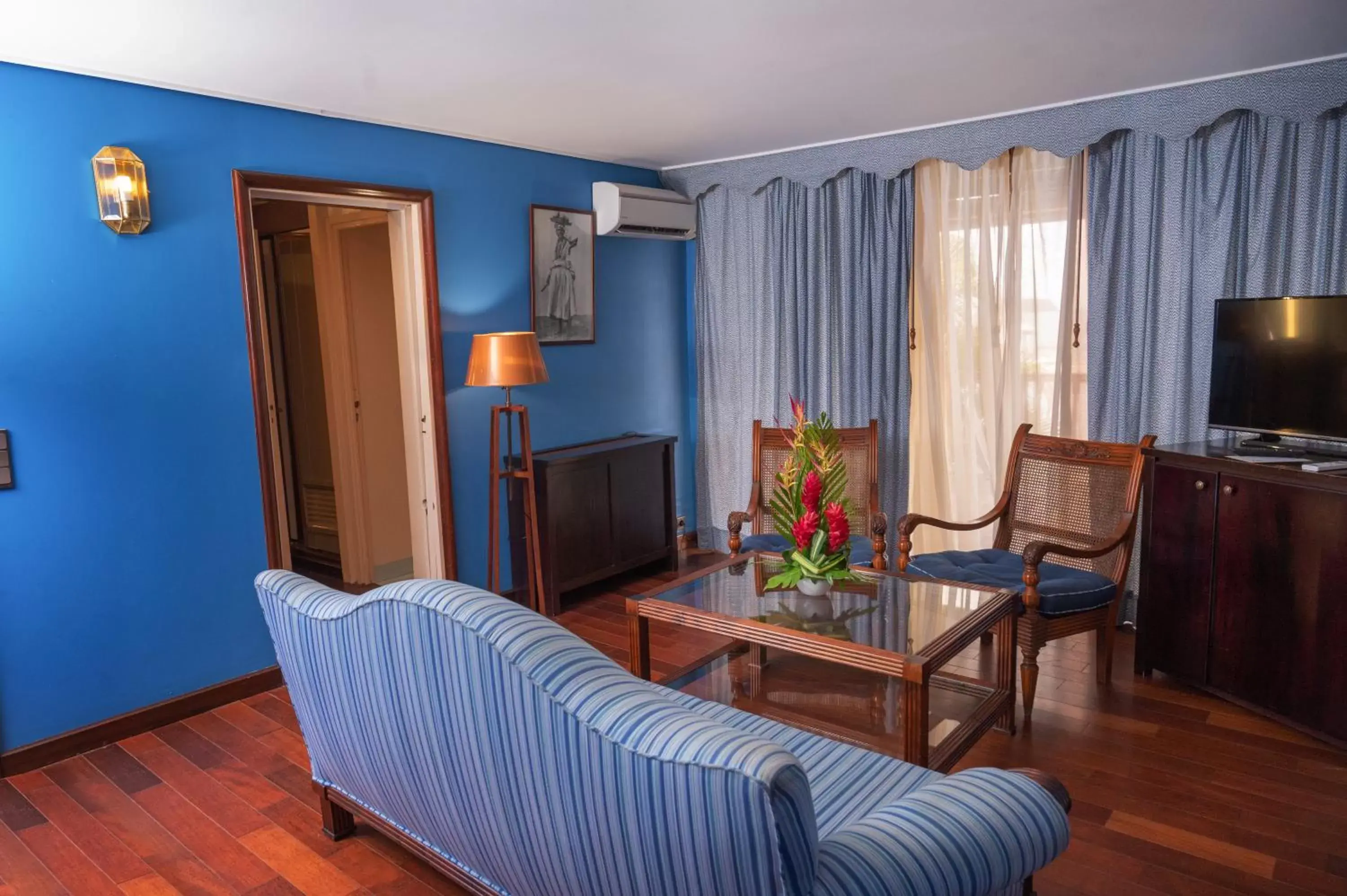 Seating Area in Hotel Bakoua Martinique