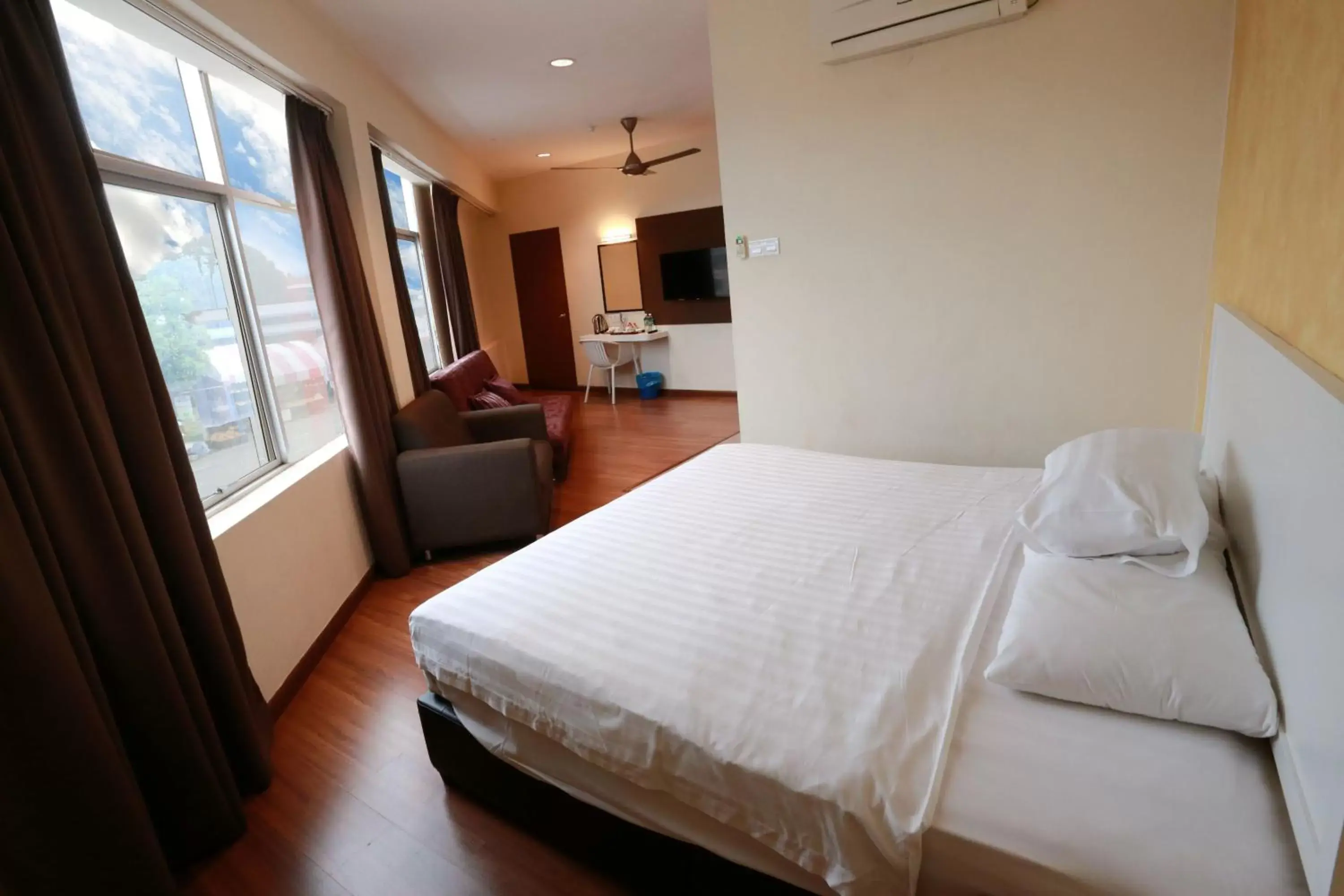 View (from property/room), Bed in My Hotel Bukit Mertajam View (from property/room), Bed in My Hotel Bukit Mertajam