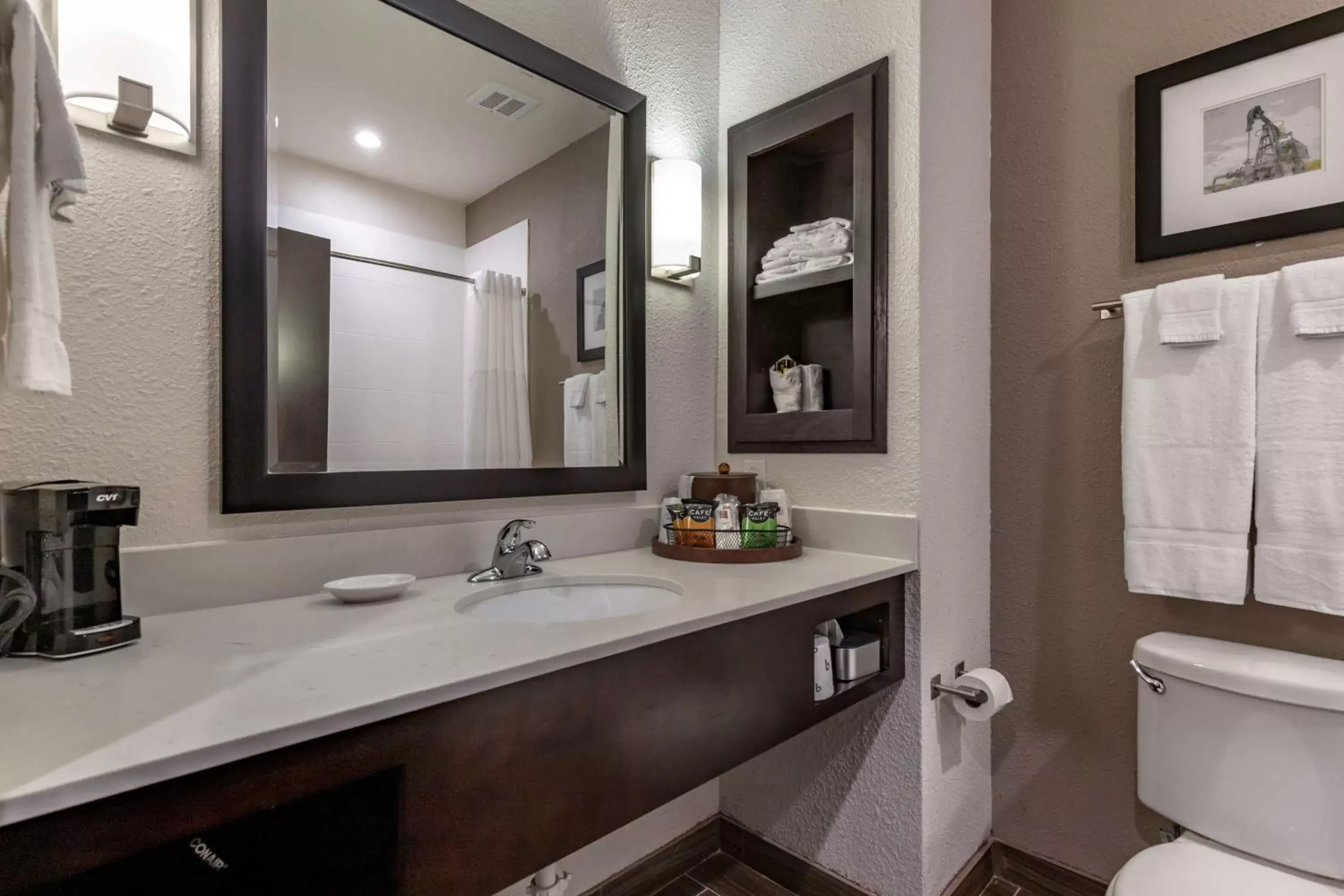 Bathroom in Best Western Plus Big Lake Inn Bathroom in Best Western Plus Big Lake Inn