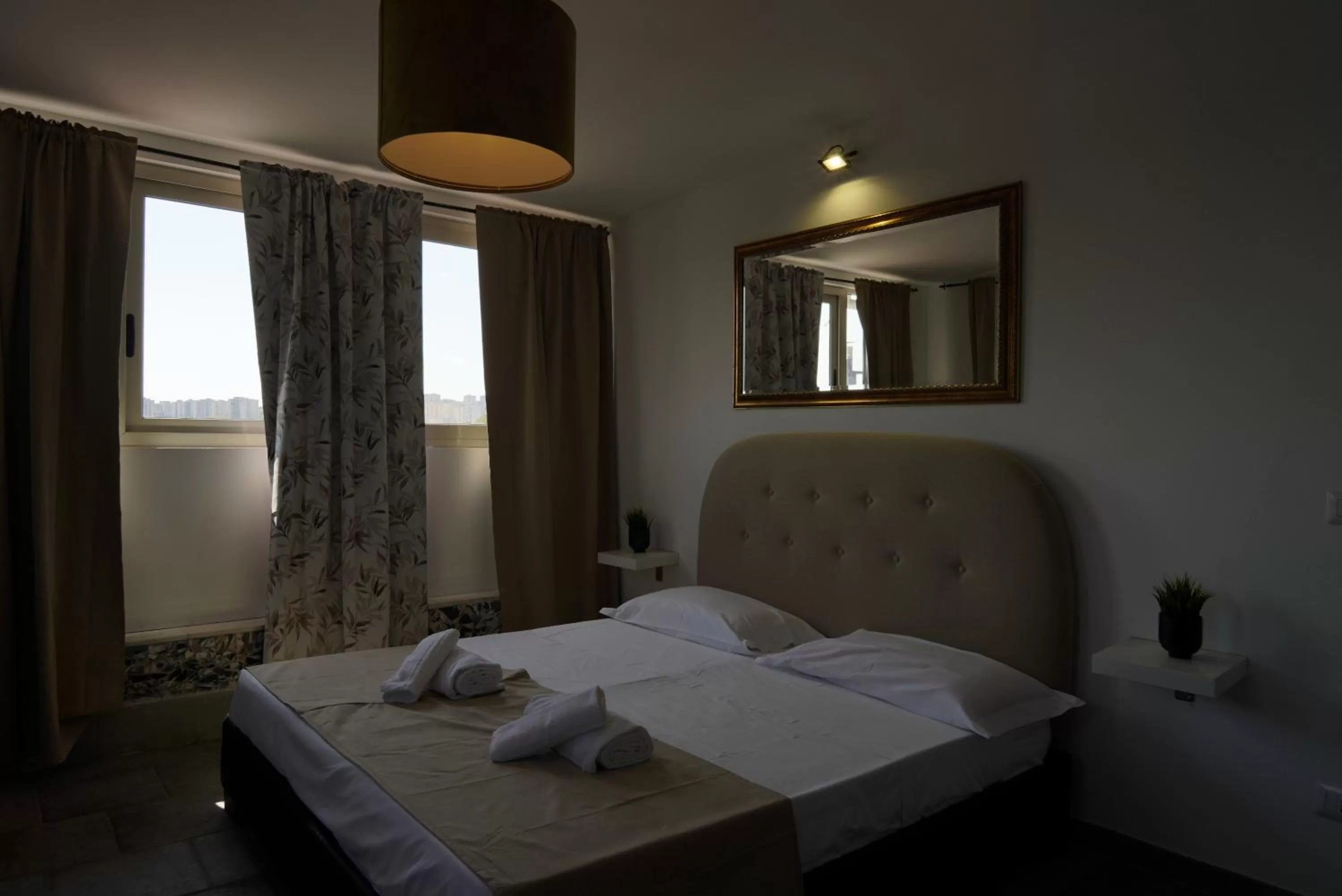 Bed in Airport suite