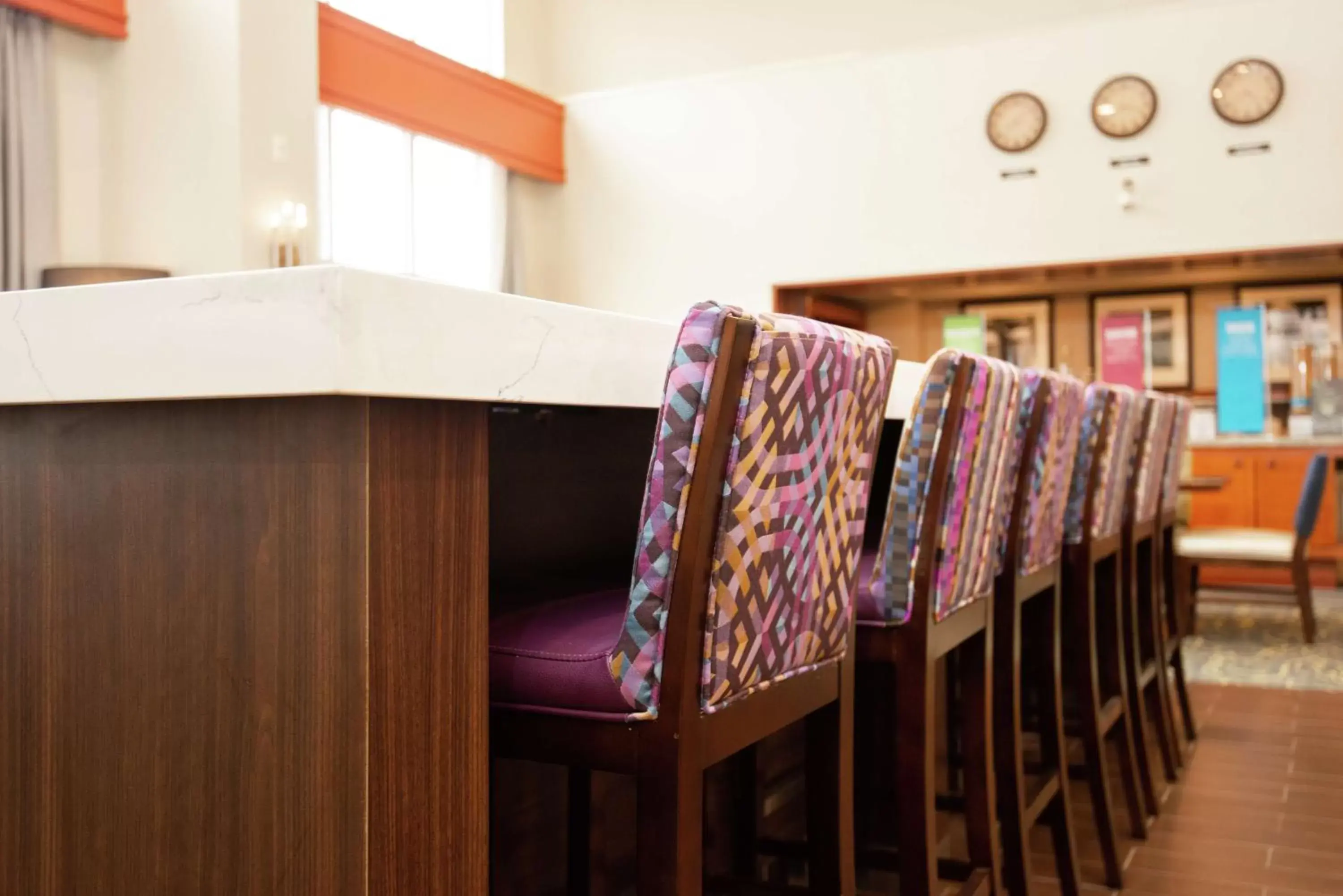 Breakfast in Hampton Inn & Suites by Hilton Barrie Breakfast in Hampton Inn & Suites by Hilton Barrie