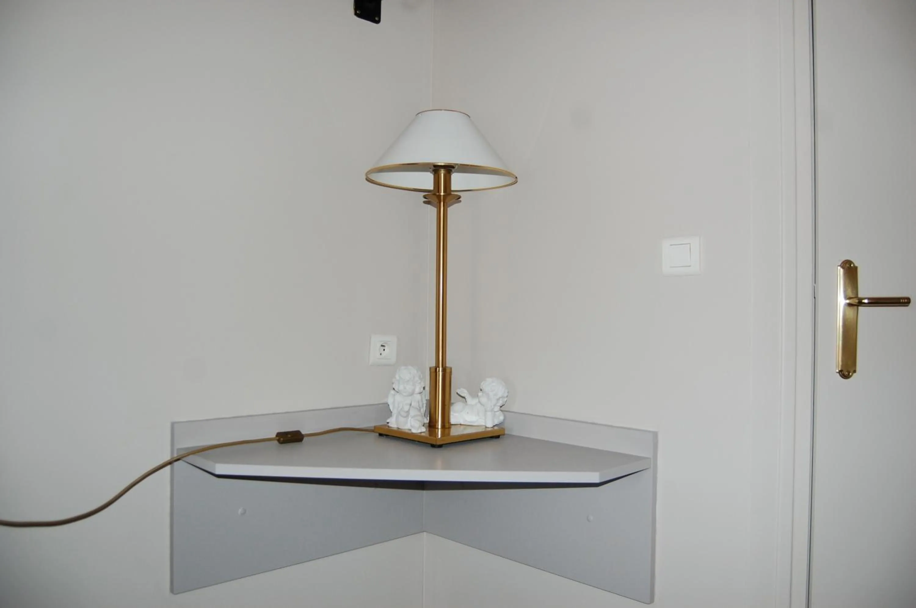 Decorative detail in Hôtel Restaurant La Belle Epoque