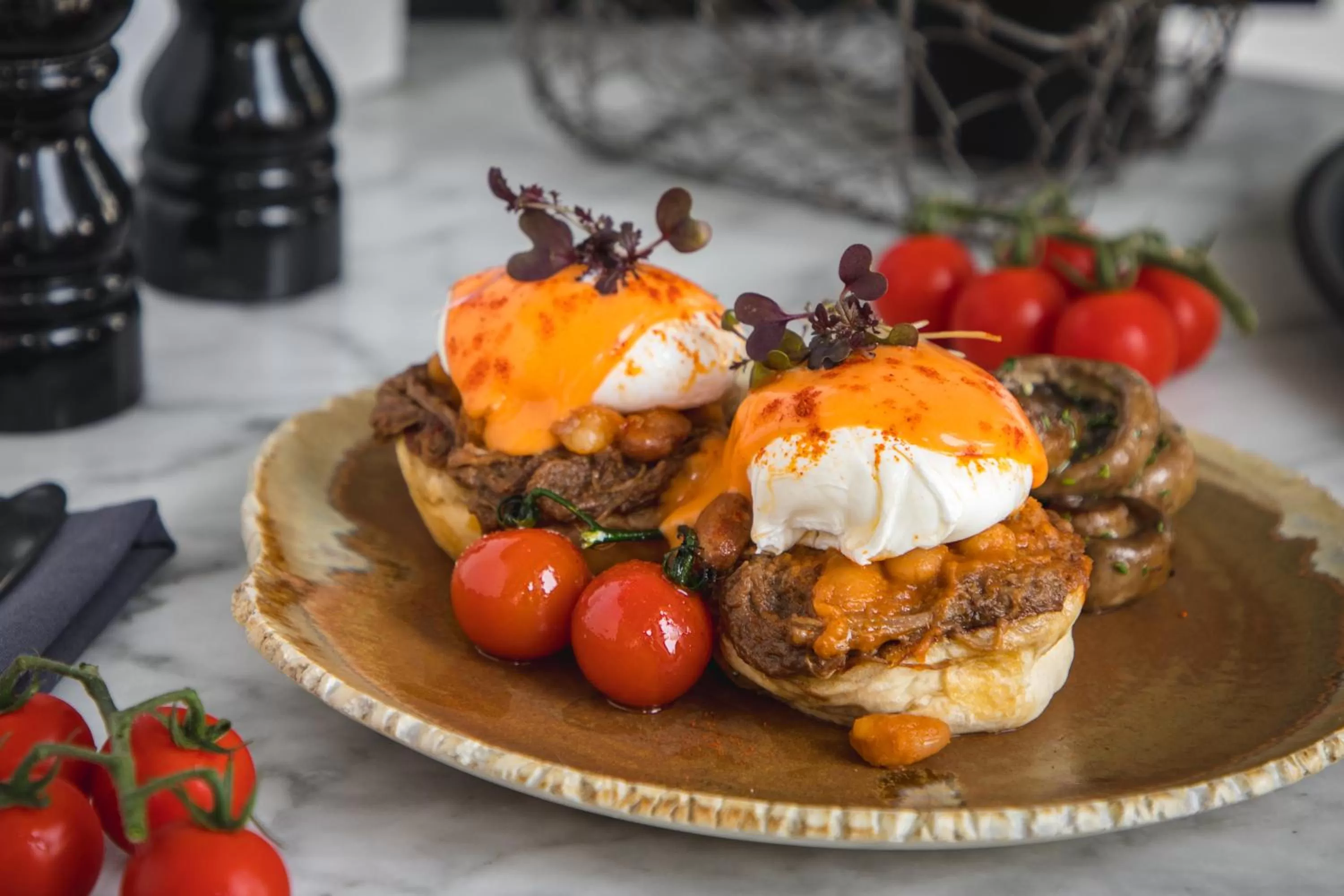 Breakfast in voco Dubai The Palm by IHG