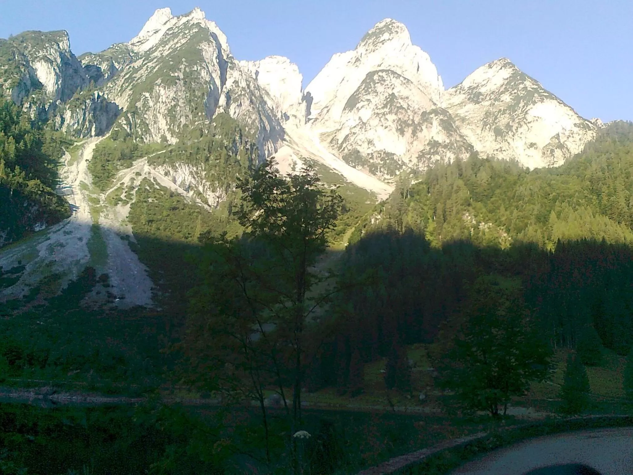 Nearby landmark in Privatpension Gosaukammblick