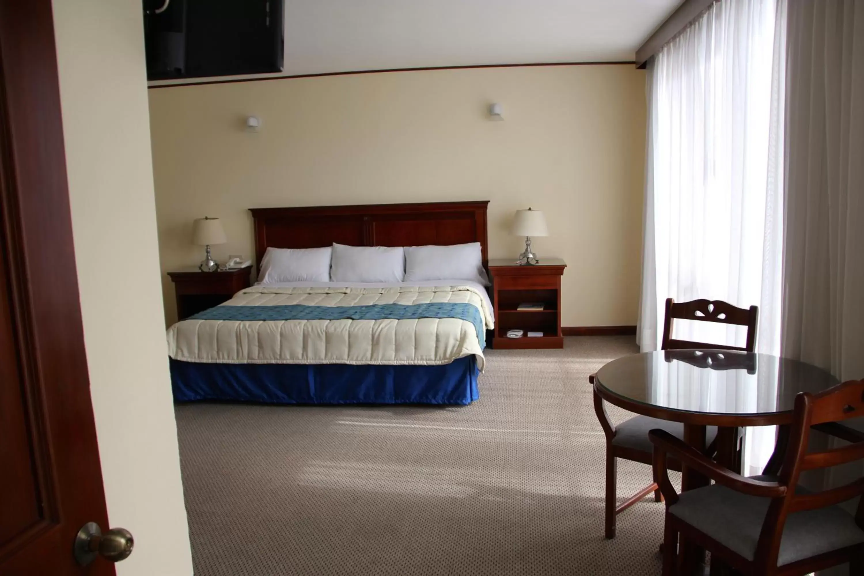Bedroom, Bed in Hotel Tehuacan Plaza