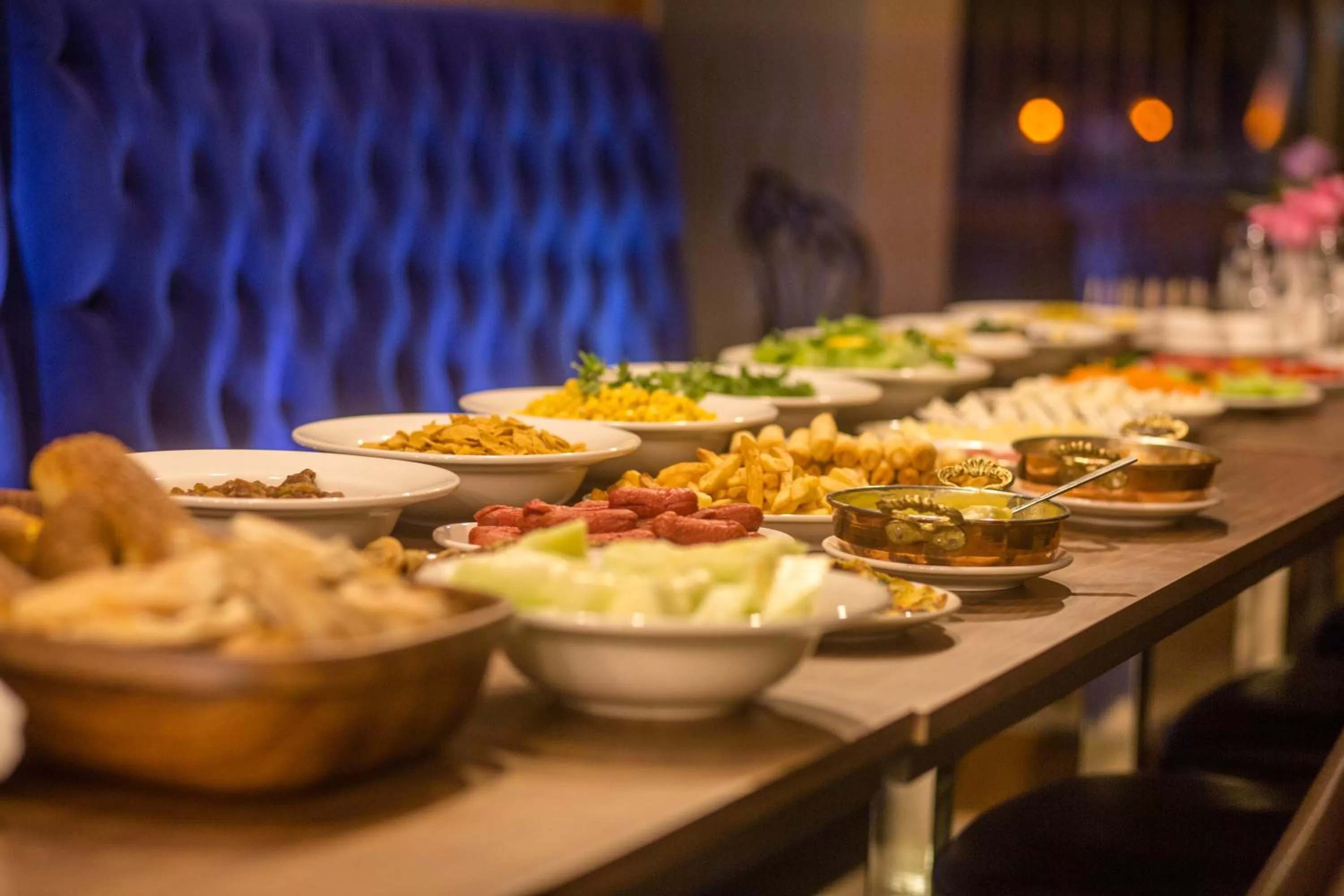 Restaurant/places to eat in Blue Sea Hotel