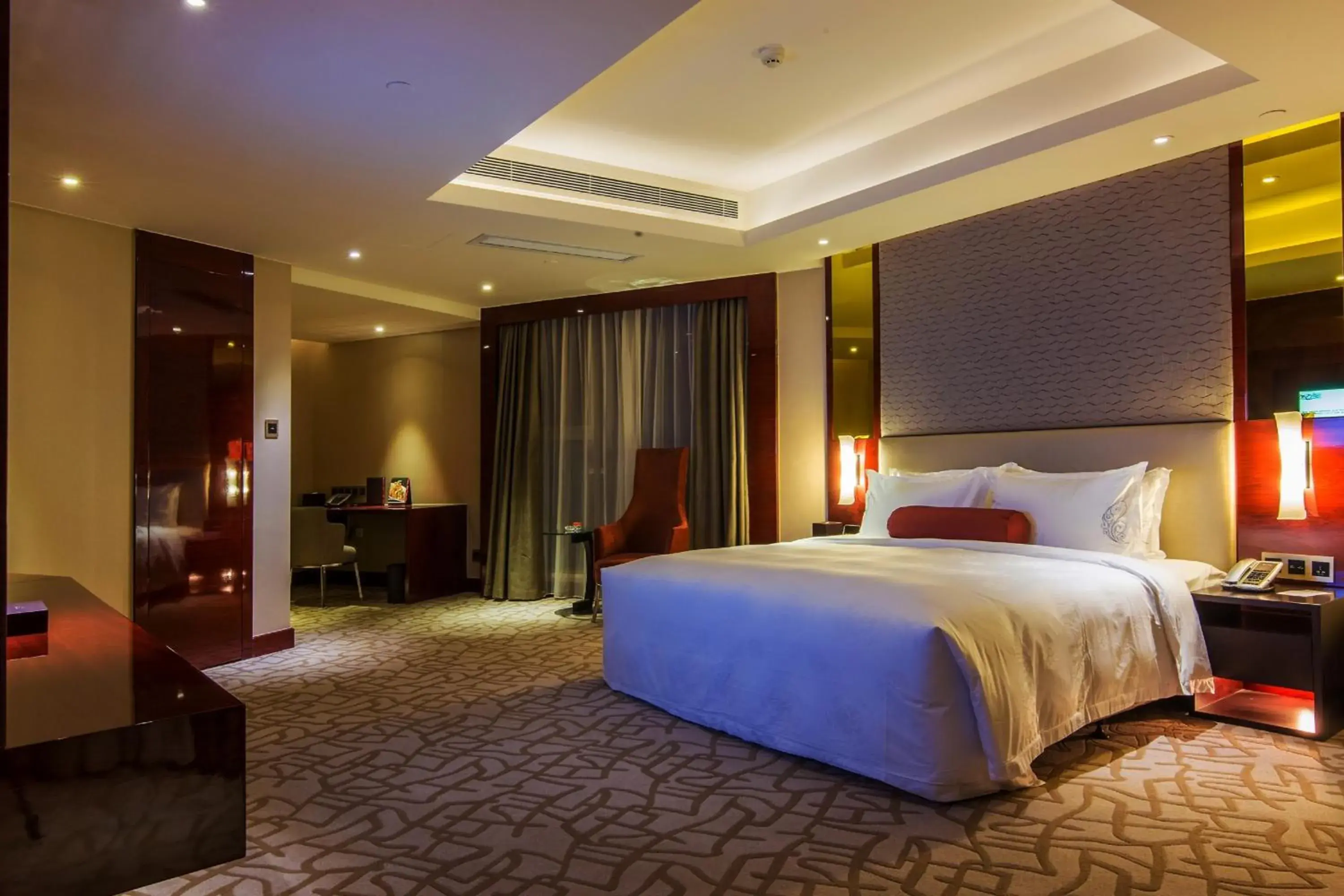 Noble Duplex Suite in Swiss Grand Nanchang (Swiss International Hotel Nanchang)