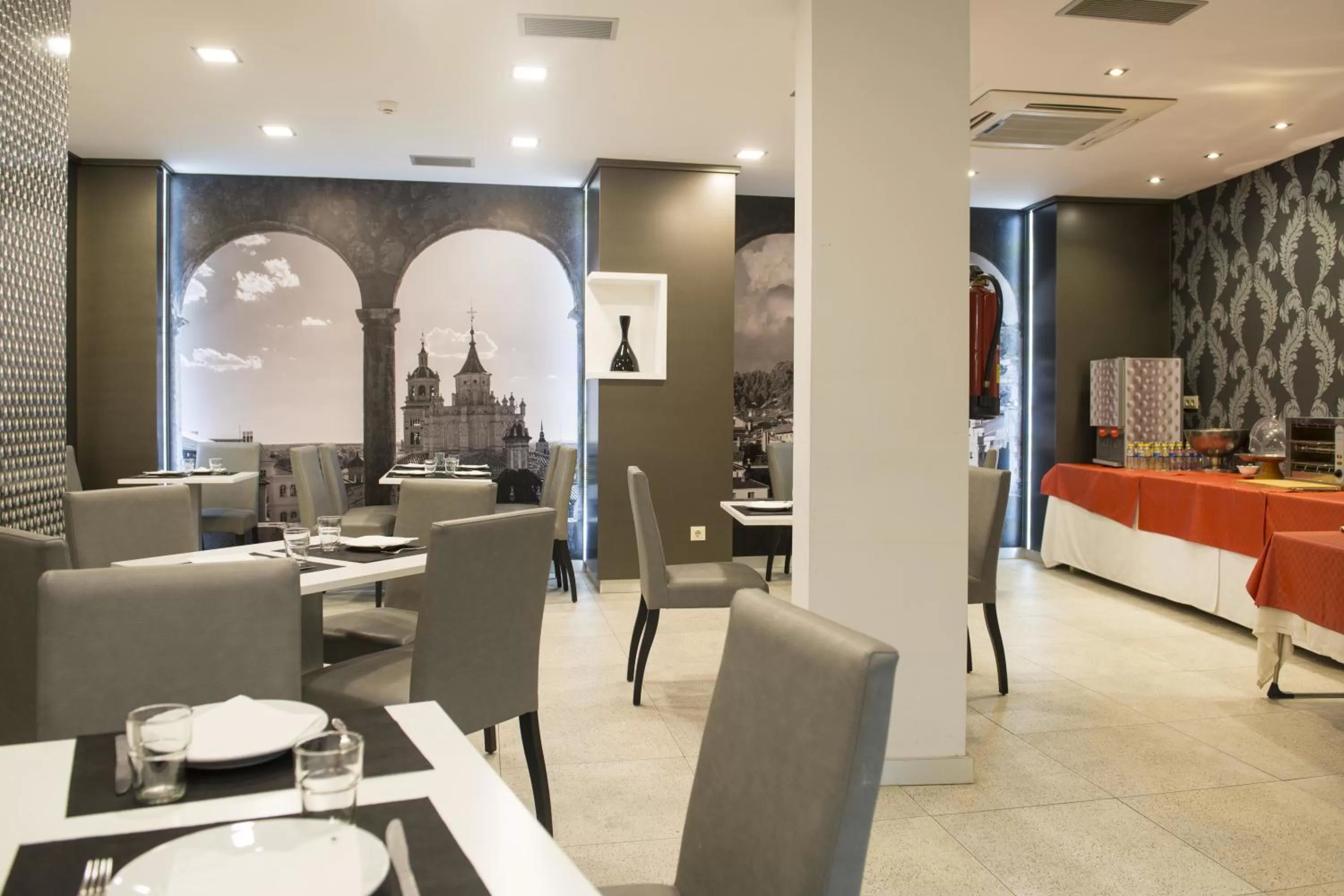 Restaurant/places to eat in El Mudayyan